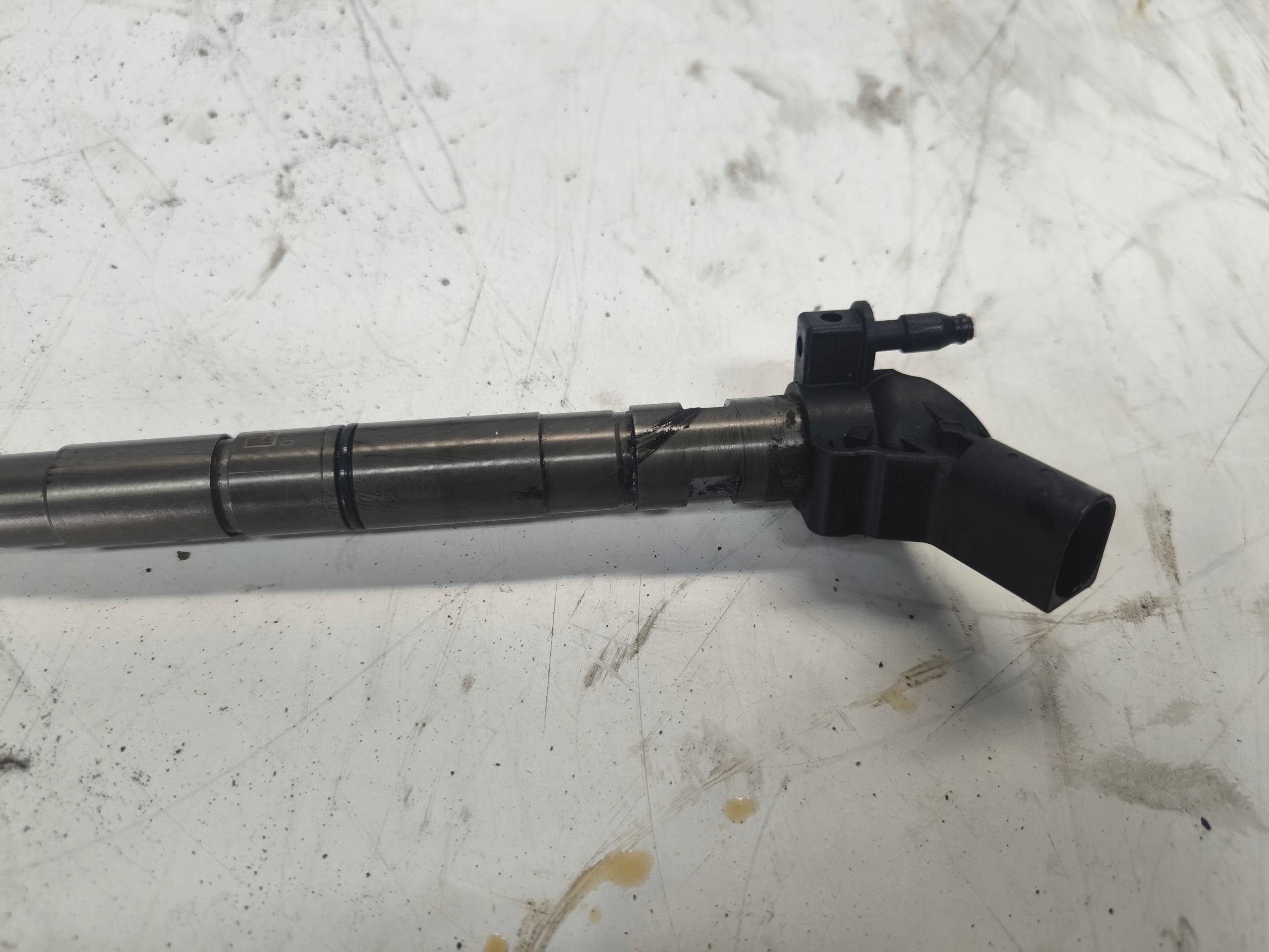 nozzle injector AUDI VW 2.7 3.0 TDI 059130277AJ original !!!