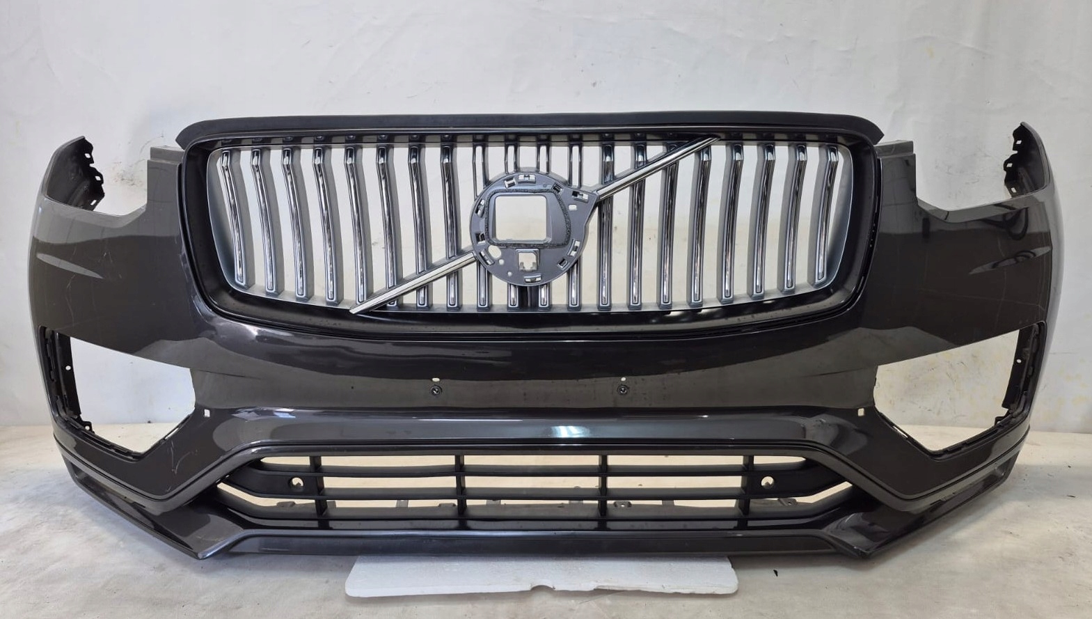 VOLVO XC90 II LIFT 19- bumper front front PDC 31690641
