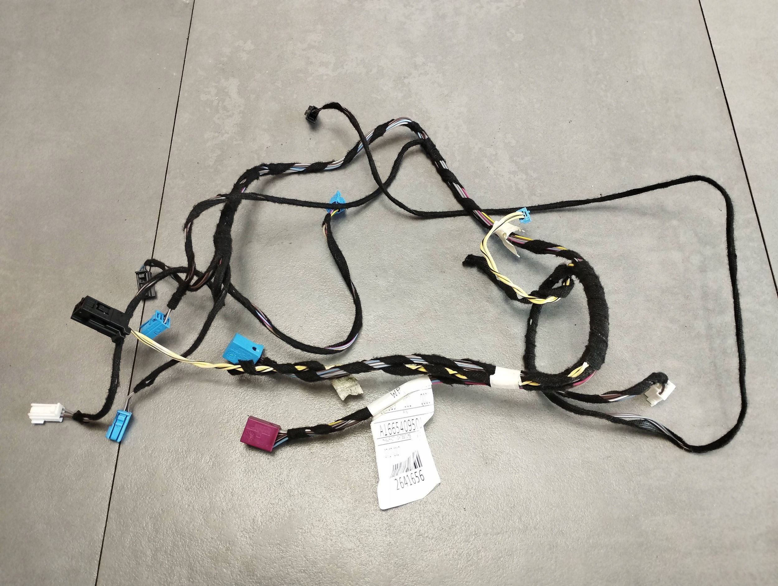 Mercedes-Benz GLE W166 bundle upholstery right front A1665409501 UK