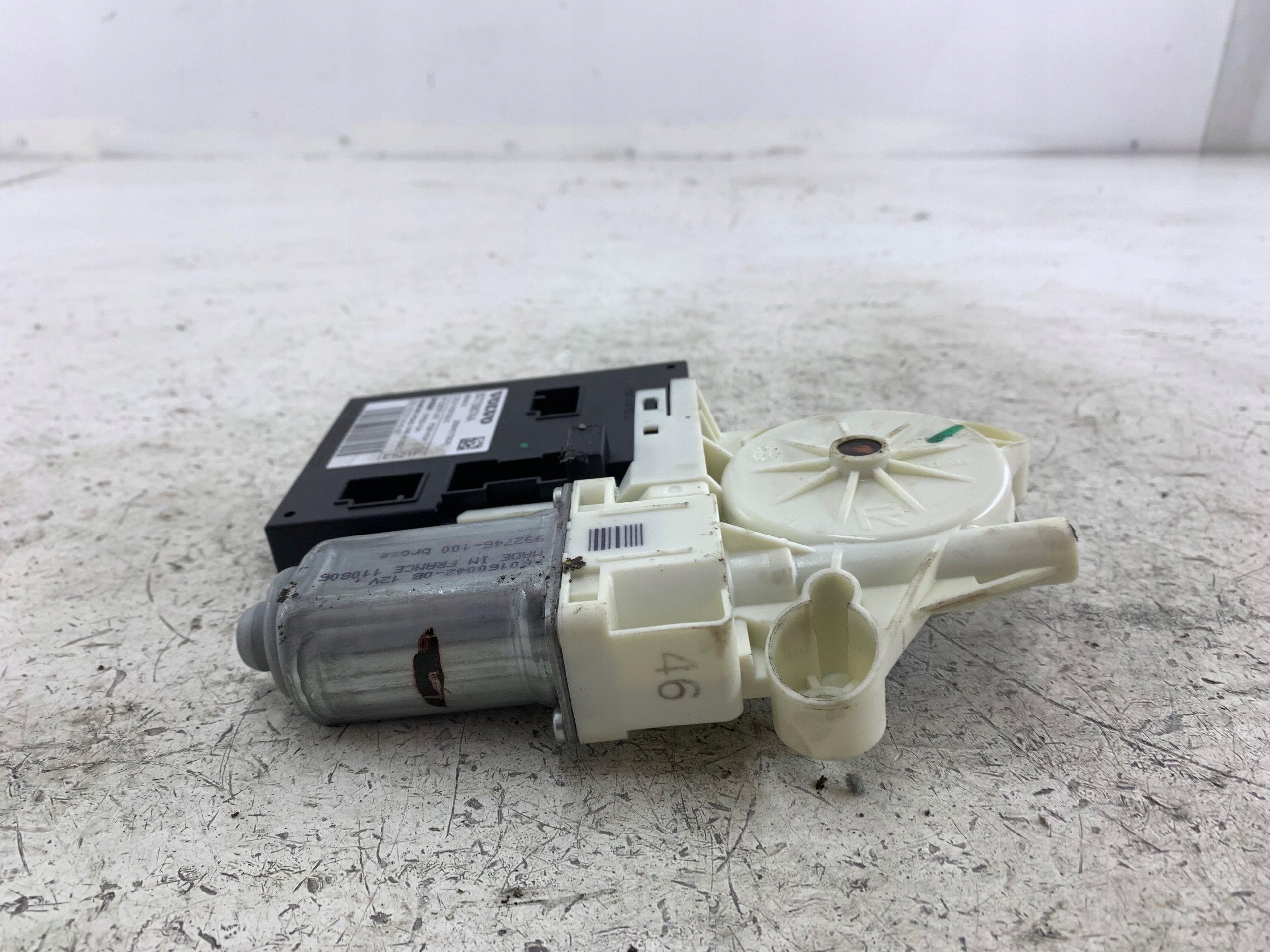 VOLVO V50 and mini motor windows right front 30773907AA