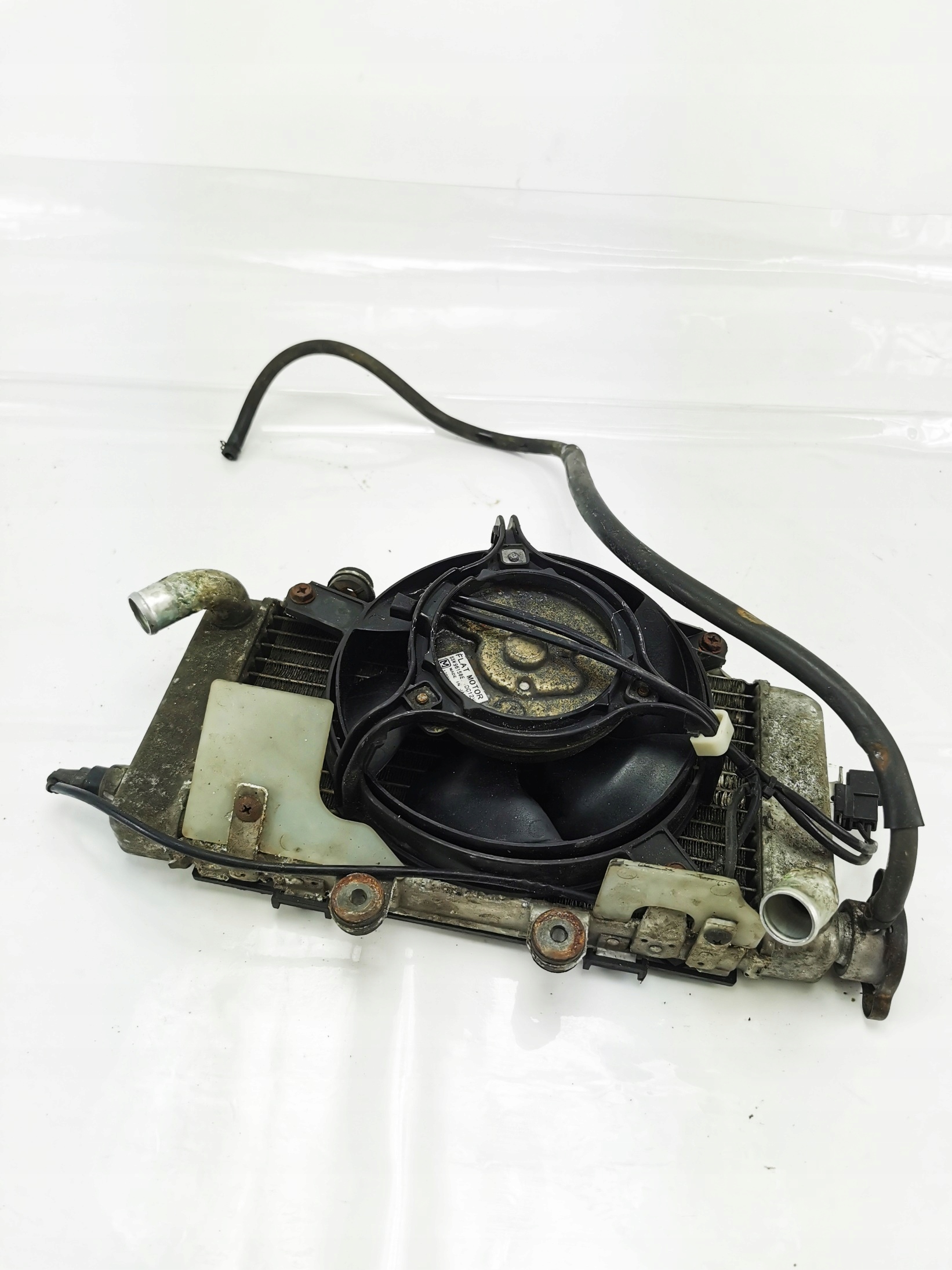 HONDA XL 1000 VARADERO SD01 00-03 CHŁODNICA