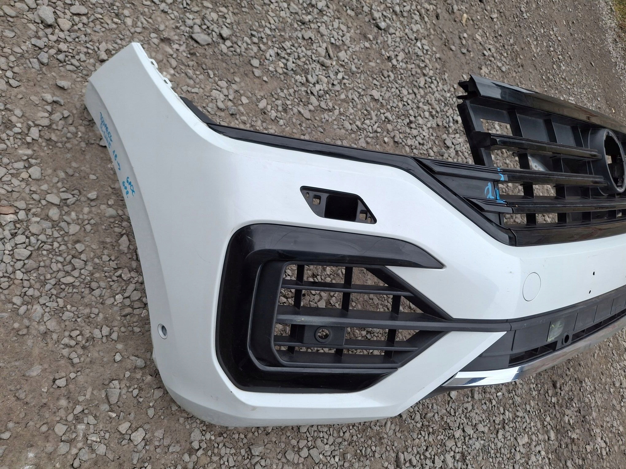 front bumper VW TOUAREG III R-LINE 2018R->