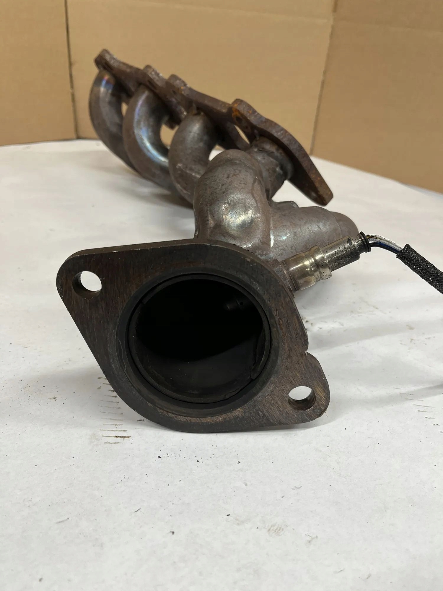 FORD MUSTANG VI коллектор выпускной 5000CM3 2022