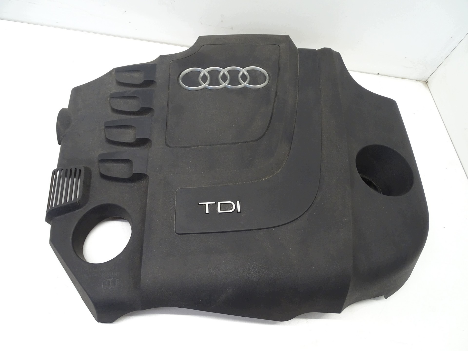 engine housing cover AUDI A4 A5 A6 Q5 03L103925Q