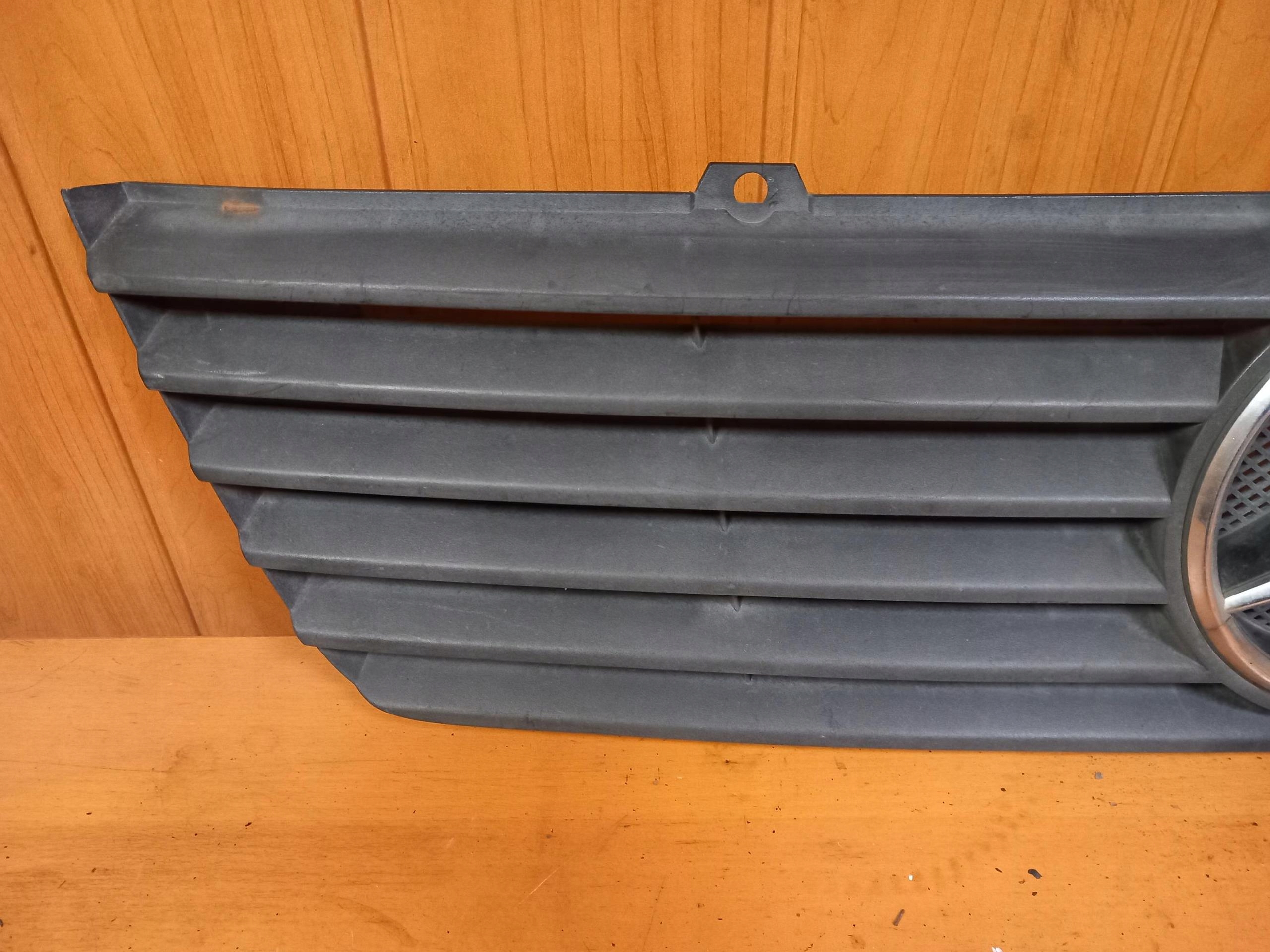 grille radiator grill front MERCEDES SPRINTER W903 9018880123
