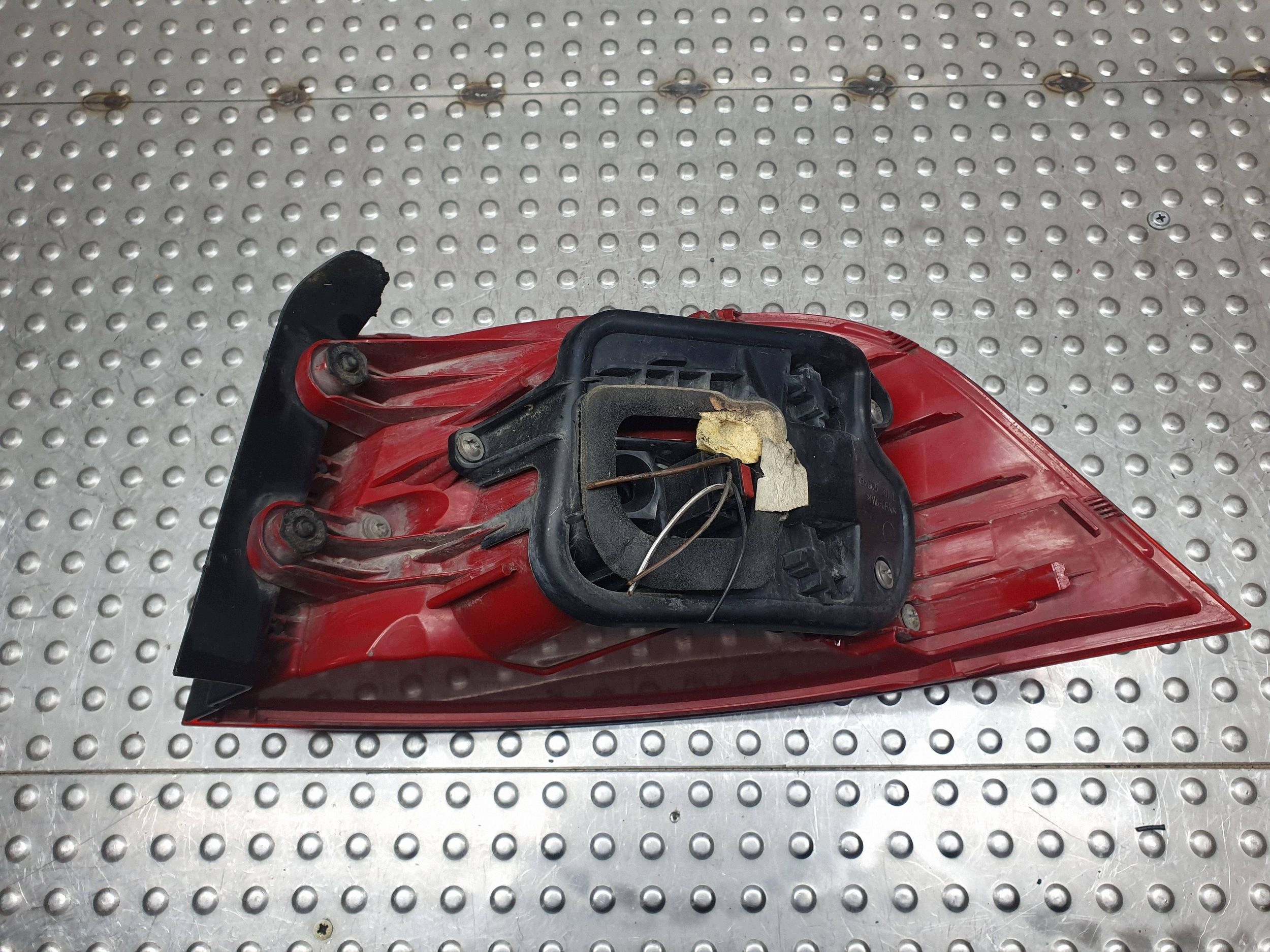 light left rear part 3AF945095C VW PASSAT B7 KOMBI EUROPA