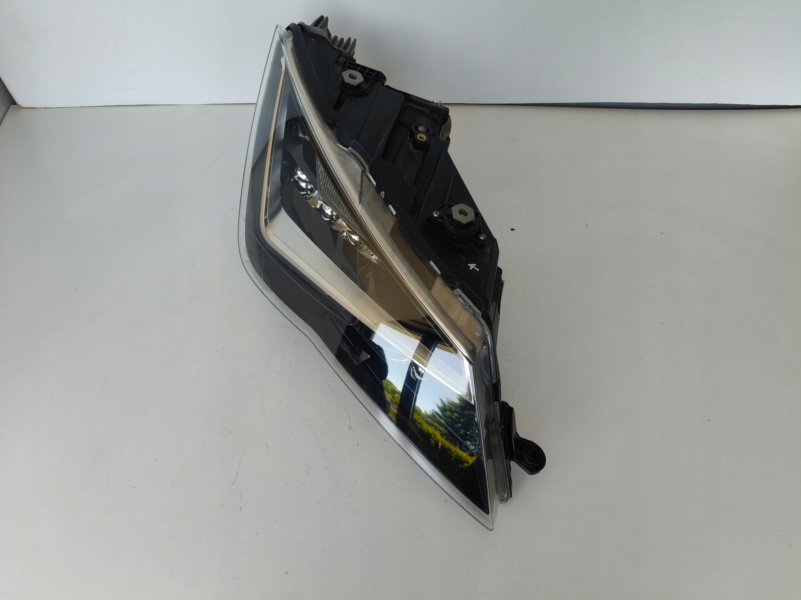 light right REFLEKTOR SEAT LEON III 3 5F 5F0 13-17 FULL LED