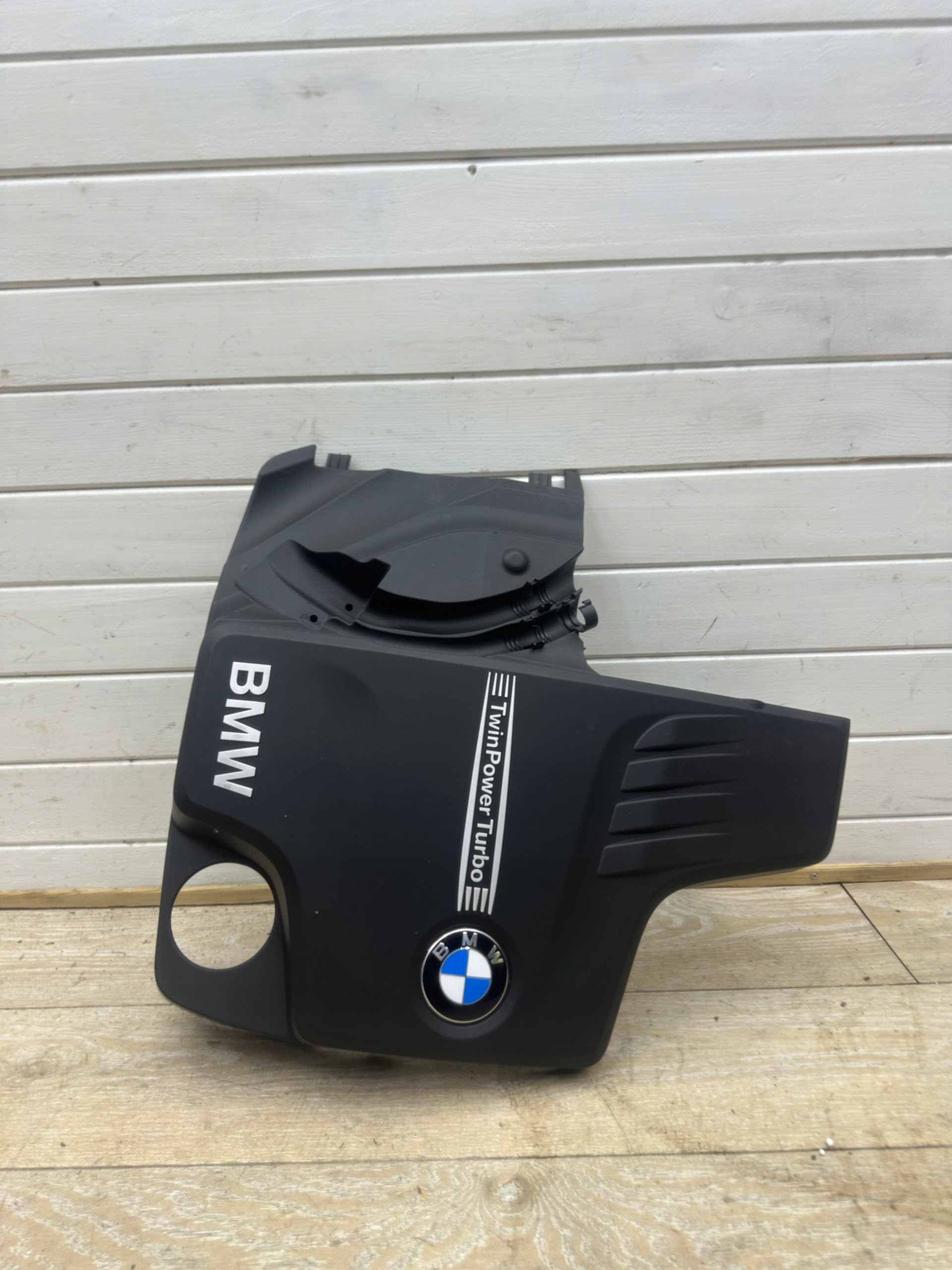 upper motor cover BMW X1 (E84) 7589053 2012