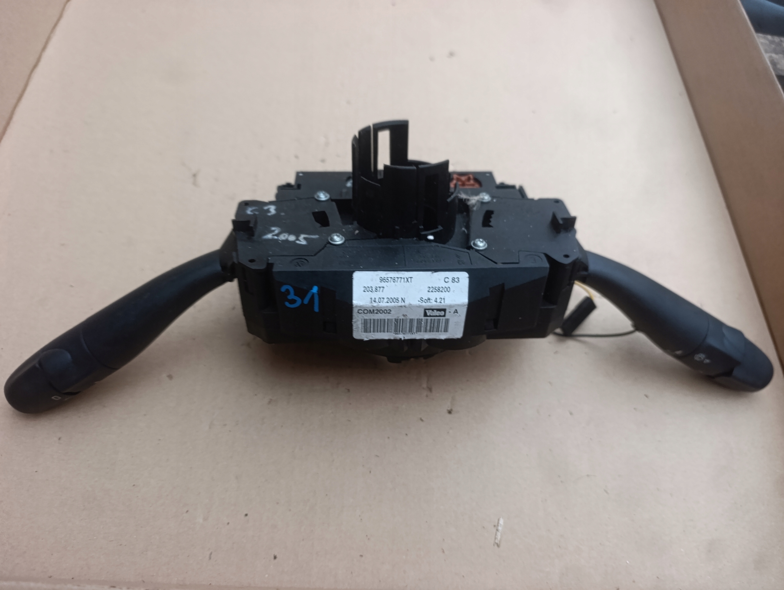 steering wheel levers and controls ring CITROEN C3 96576771XT