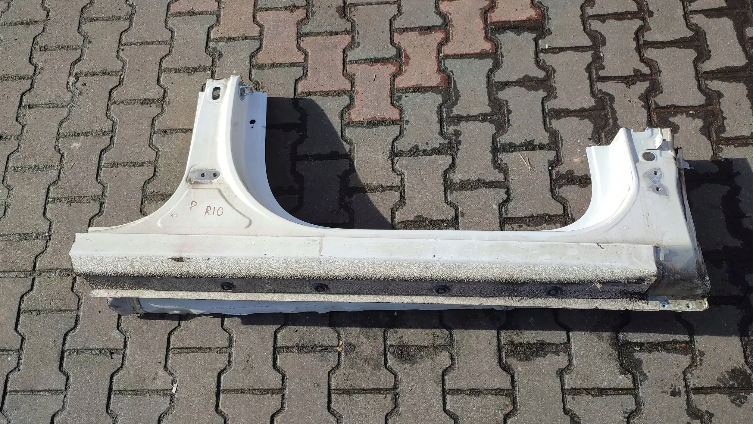 KIA Rio 2018 right side threshold pillar