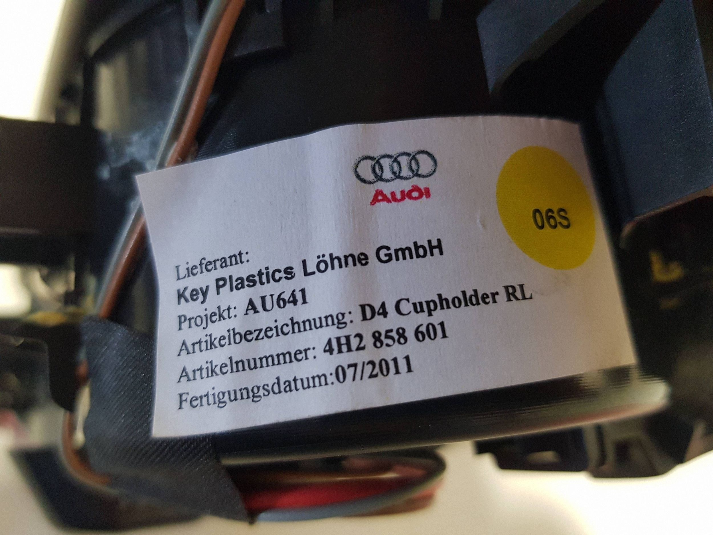 bracket KUBKI CUPHOLDER AUDI A8 D4 4H 4H2858601D