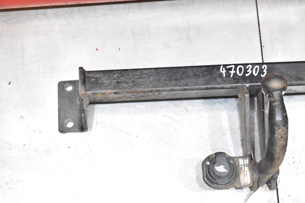 tow BMW X3 E83 LIFT 06-10