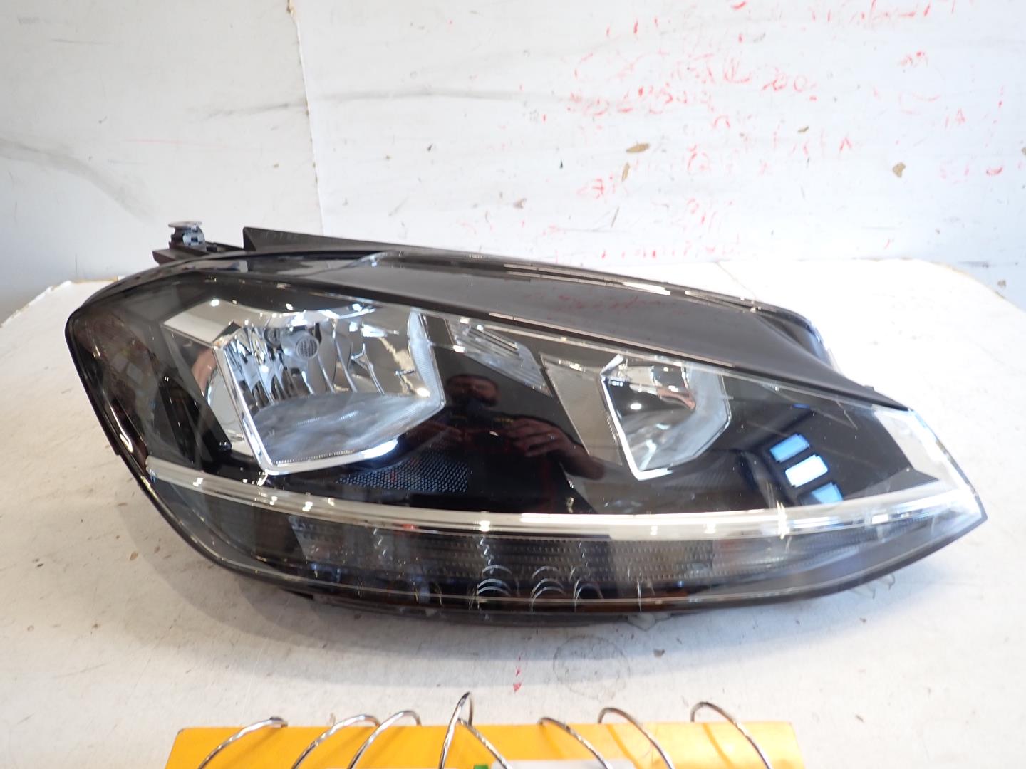 light front front right VW GOLF VII LIFT 2017- LED 5G1941006D