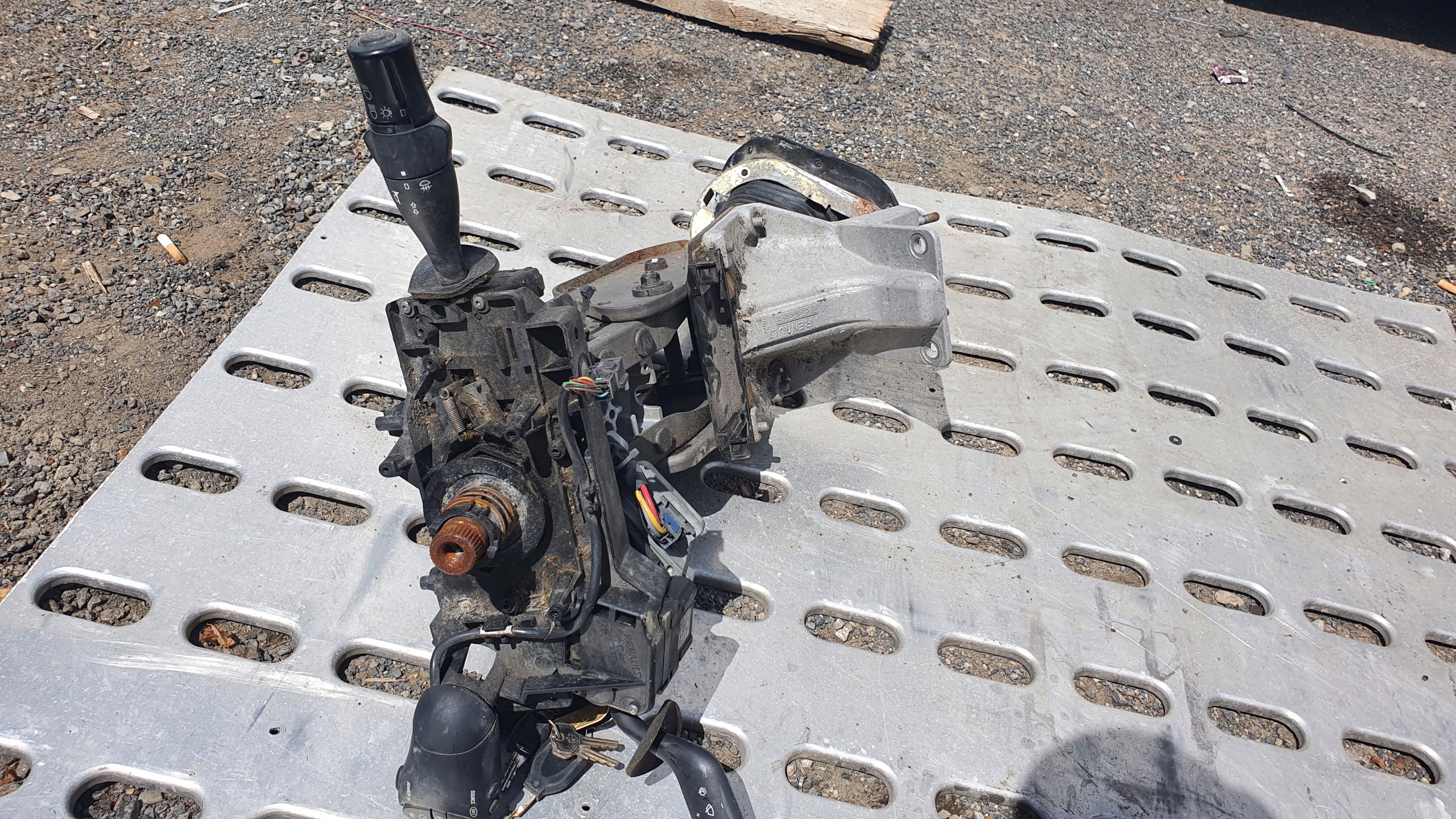 Komplet Stacyjka Pająk Kolumna Kierownicza Midlum Producent części Renault OE