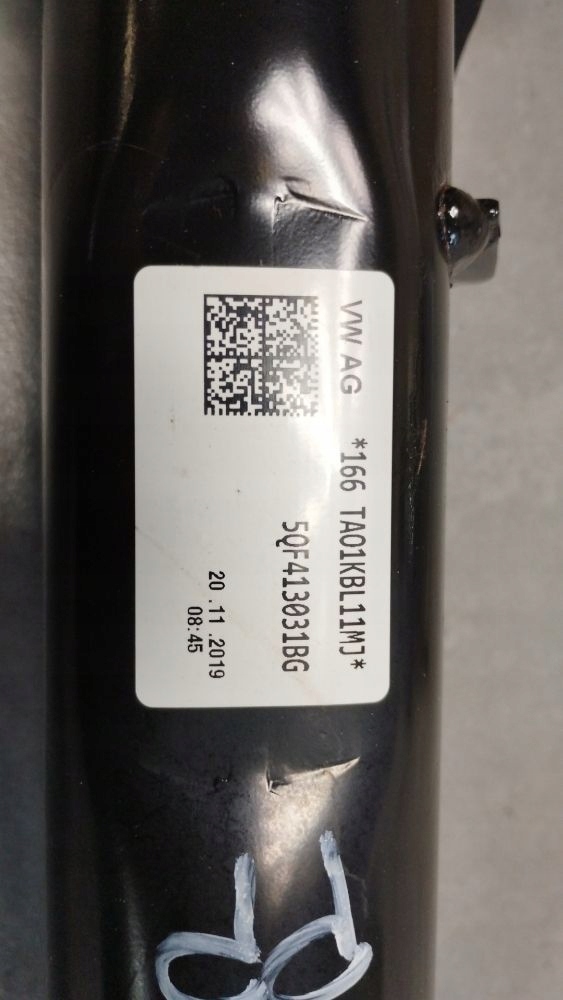 Audi Q3 F3 83A shock absorber right front 5QF413031BG