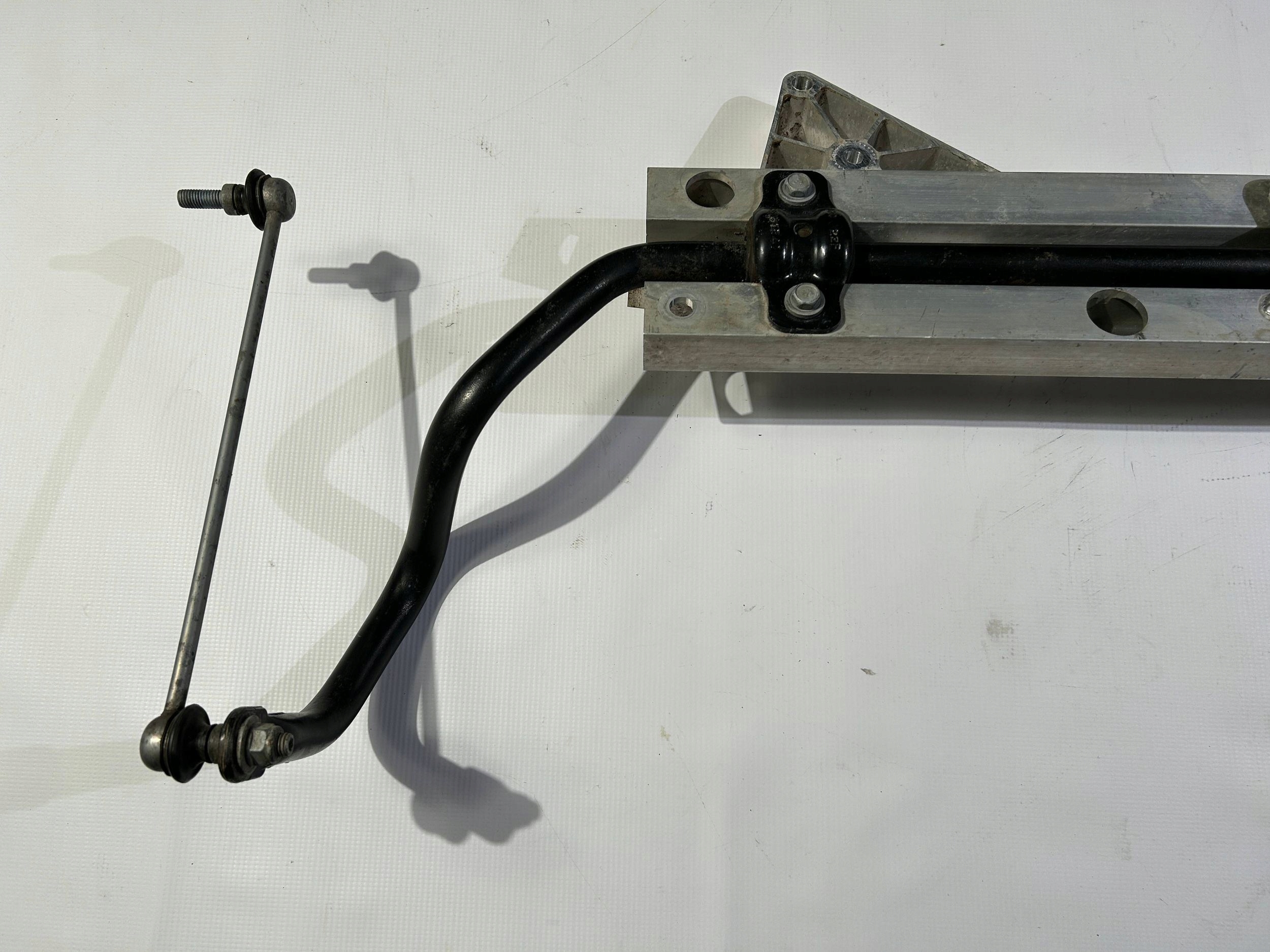 bar stabilizator front front Chrysler Pacifica 2017 - 2024