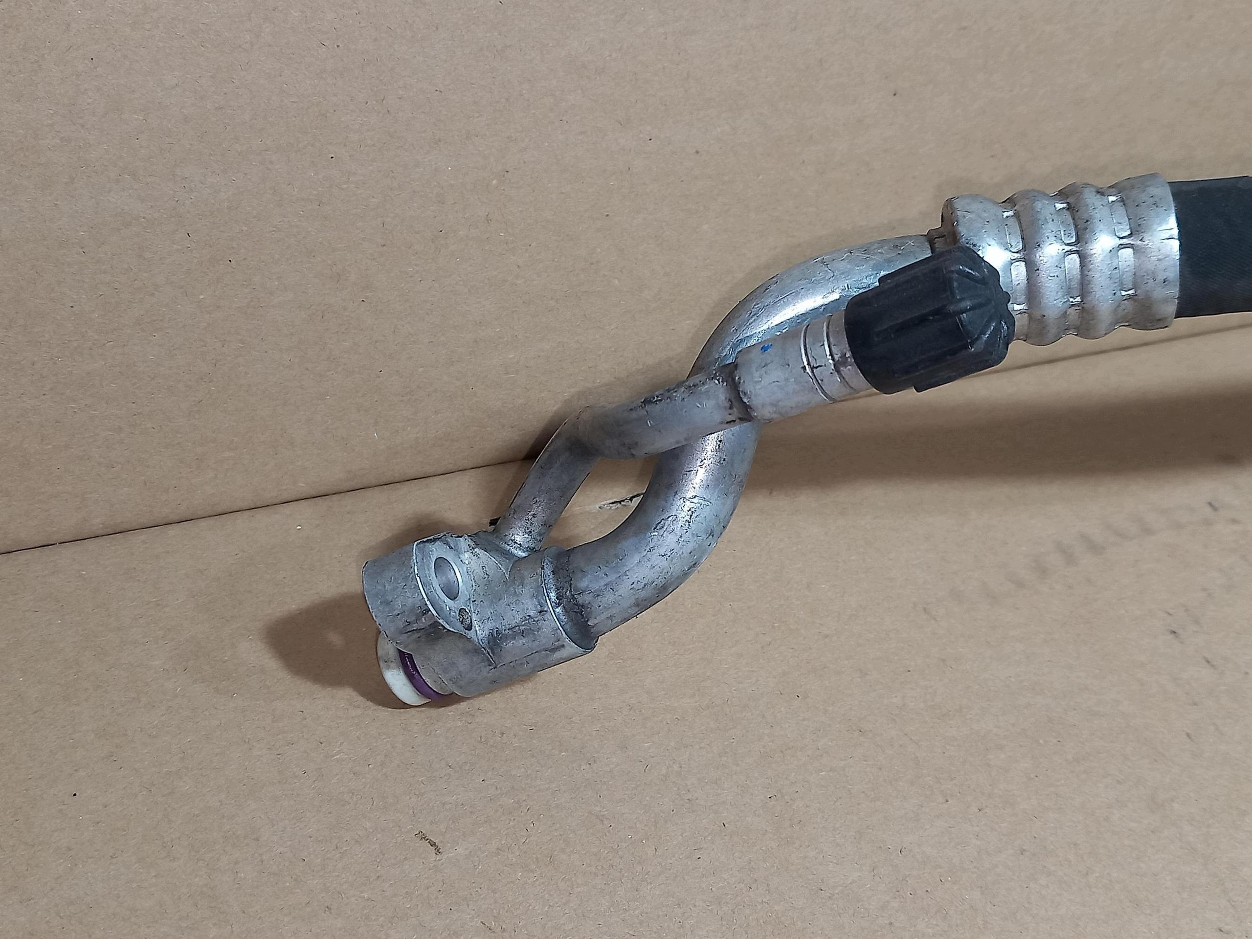 vedení trubka klimatizaci BMW 1 E81 E82 E87 E88 X1 E84 2.0d N47 9209741