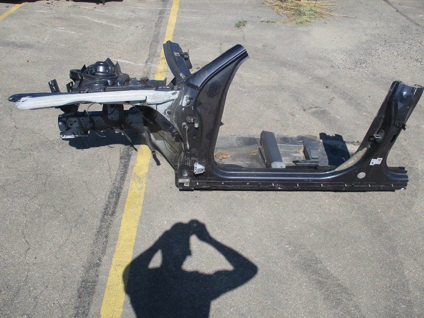 PODŁUŻNIC ĆWIARTKA AUDI A8 4E0 LEWA