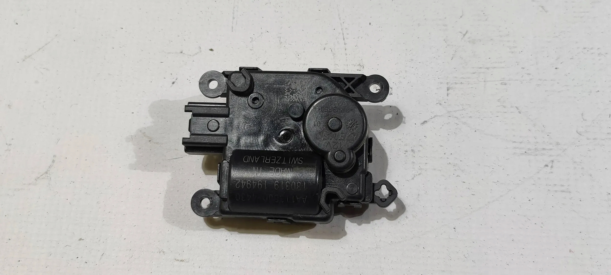 Micro moteur Bloc de chauffage complet de chauffage Ford Explorer 2020