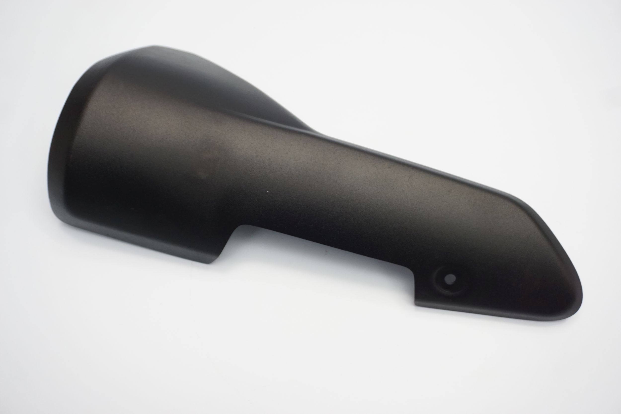 1658481011373656 - TRIUMPH TIGER 900 20-КРЫШКА ГЛУШИТЕЛЯ