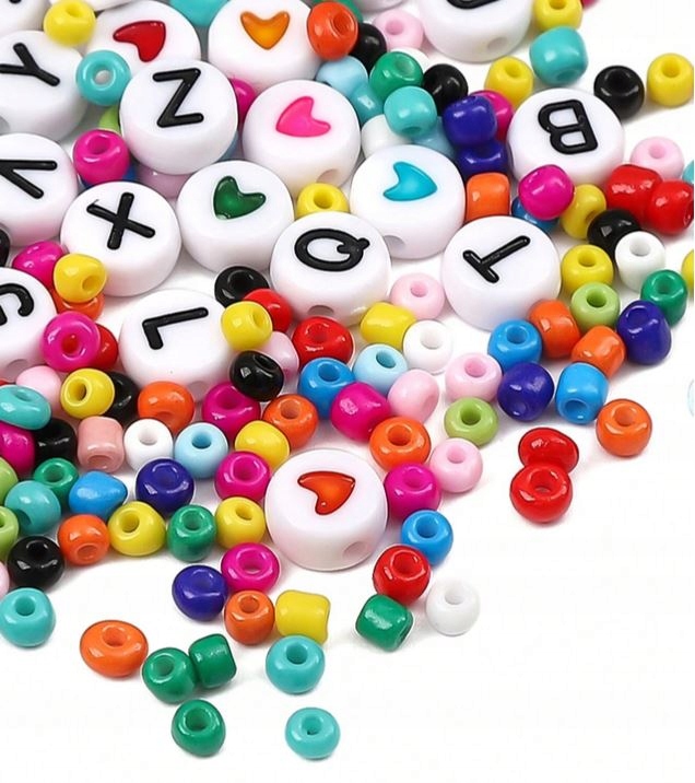 ZESTAW KORALIKÓW DO ROBIENIA BRANSOLETEK BIŻUTERII LITERKI KORALIKI PREZENT Wysokość produktu 2.1 cm