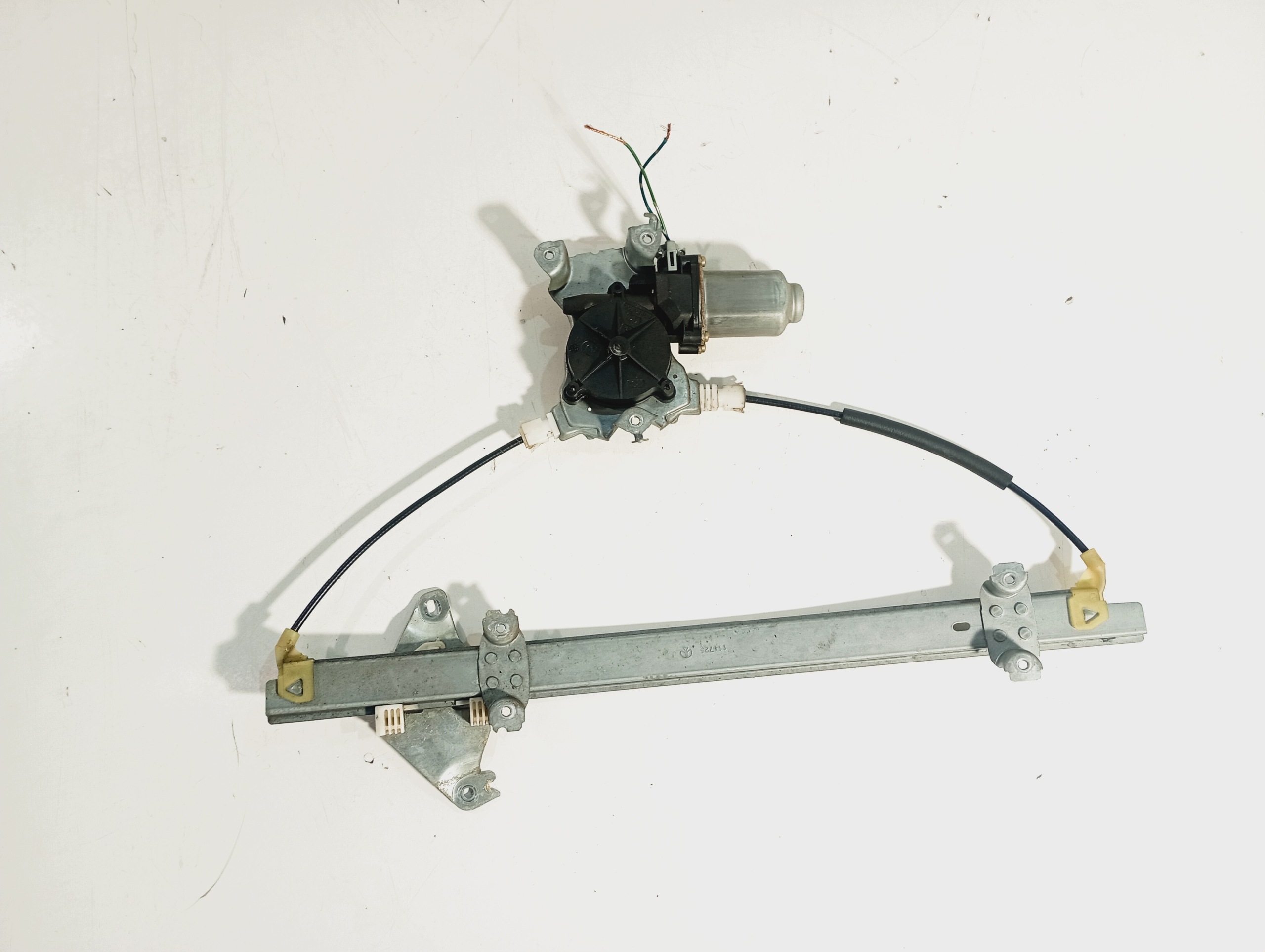 window regulator right front OE 400600T2 Nissan Almera N16 03-06