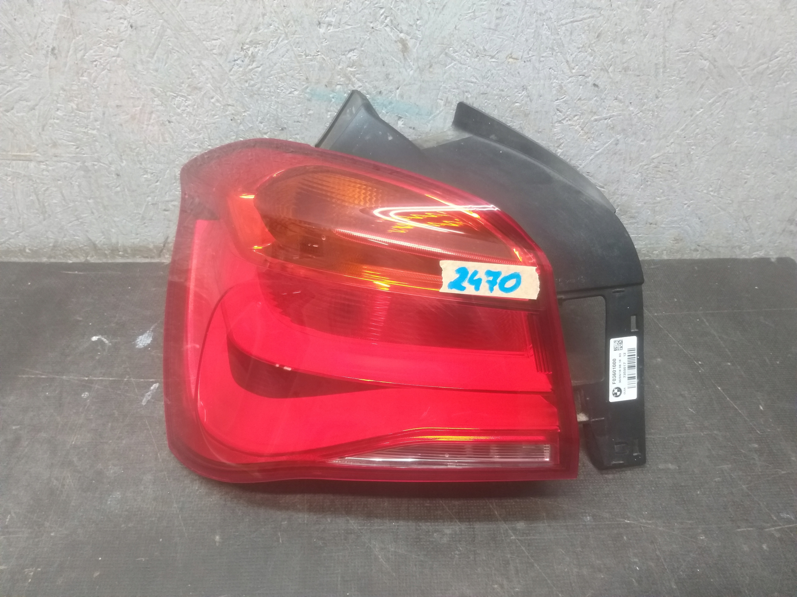 LAMPA TYŁ LEWA BMW I 1 F20 7359017 12