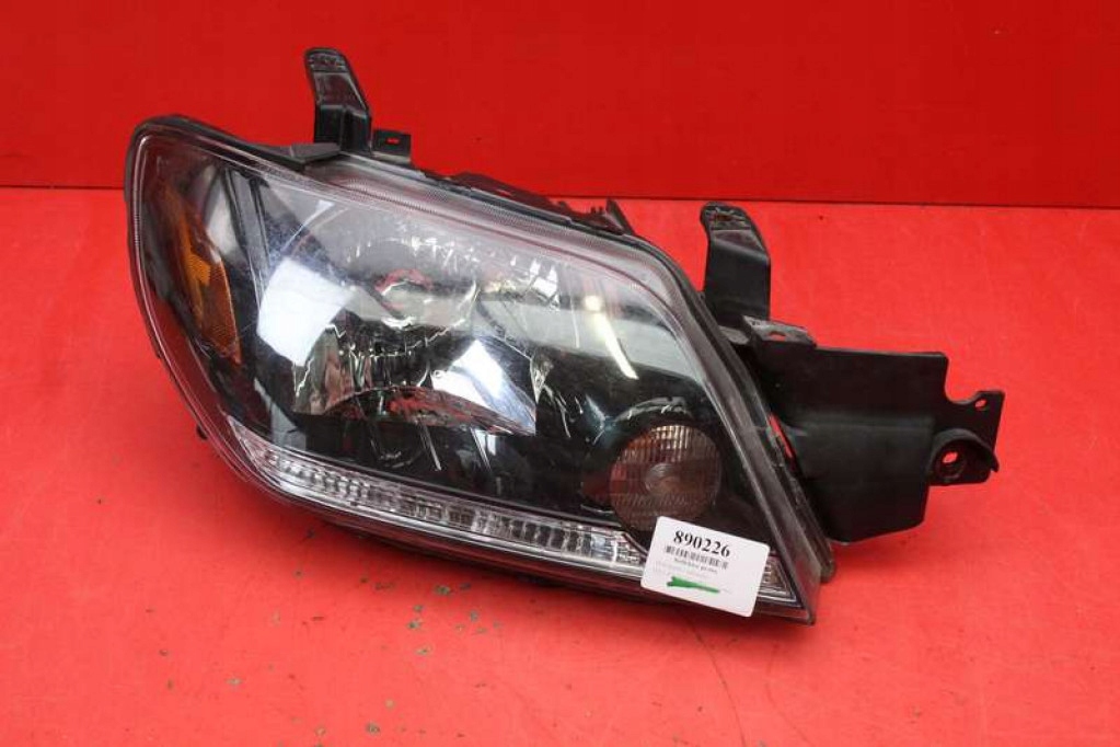 REFLEKTOR right light front EU P3227R MITSUBISHI OUTLANDER 1 and 01-08