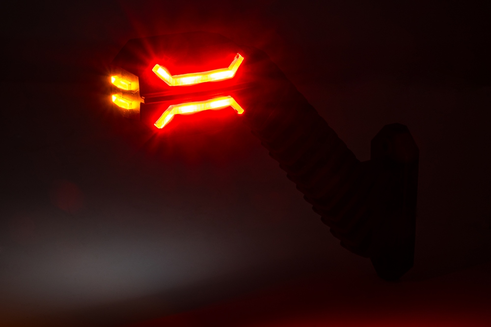 LAMPA OBRYSOWA ROGOWA KOMPLET LED DRAGON OBRYSÓWKA DŁUGA SKOŚNA 3 funkcyjna Źródło światła LED