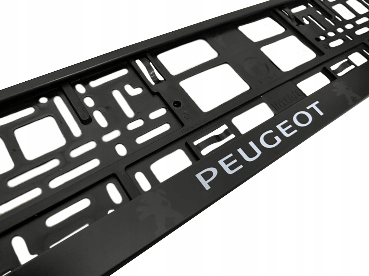 

Ramki ramka pod tablice rejestracyjną Peugeot 2SZT