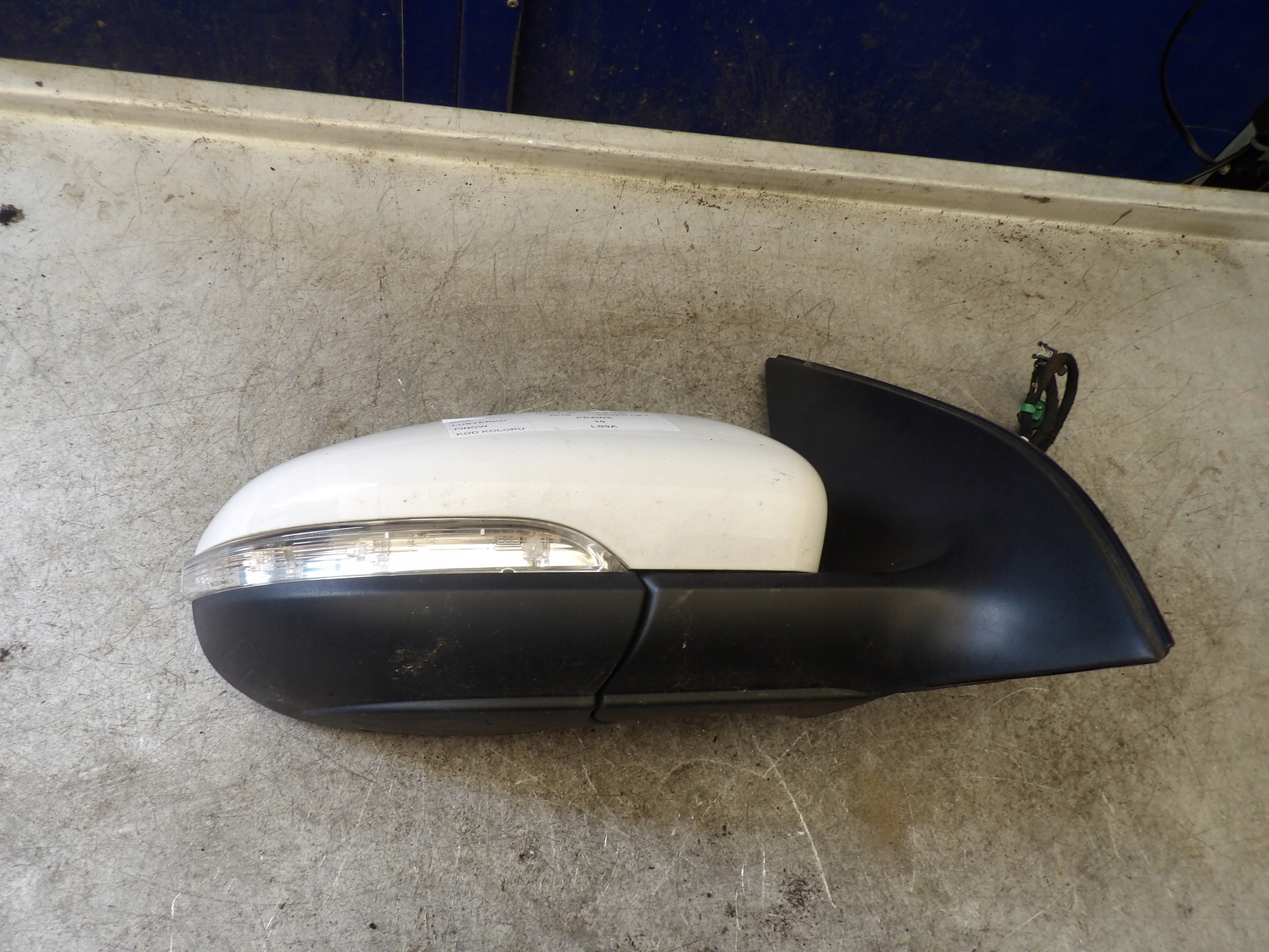 VW Golf VI mirror front right 10 linow LB9A