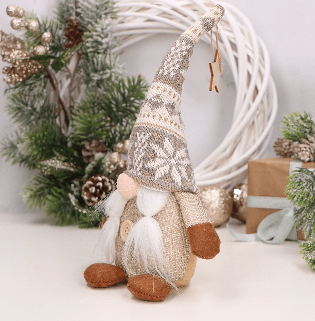 Skrzat dziewczynka - siedzący 26cm Marka Emized