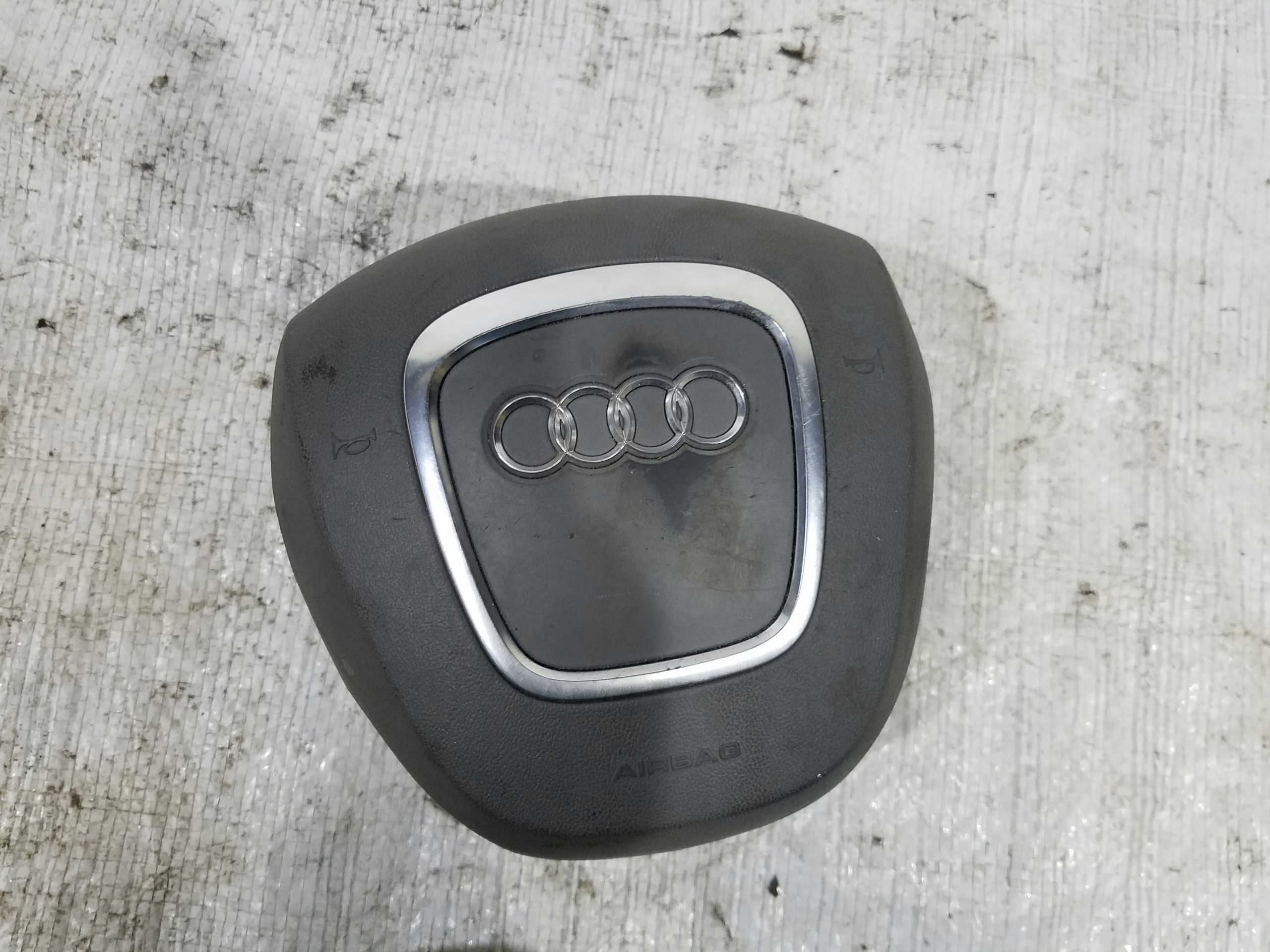 Подушка водія AUDI A4 B8 8K0880201A
