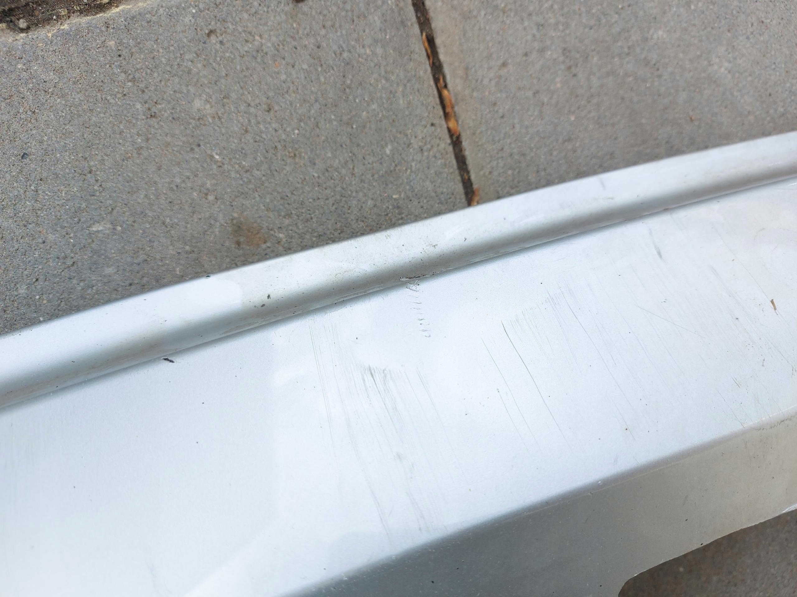 VOLVO XC40 D3 spoiler der Stoßstange heck 32136123
