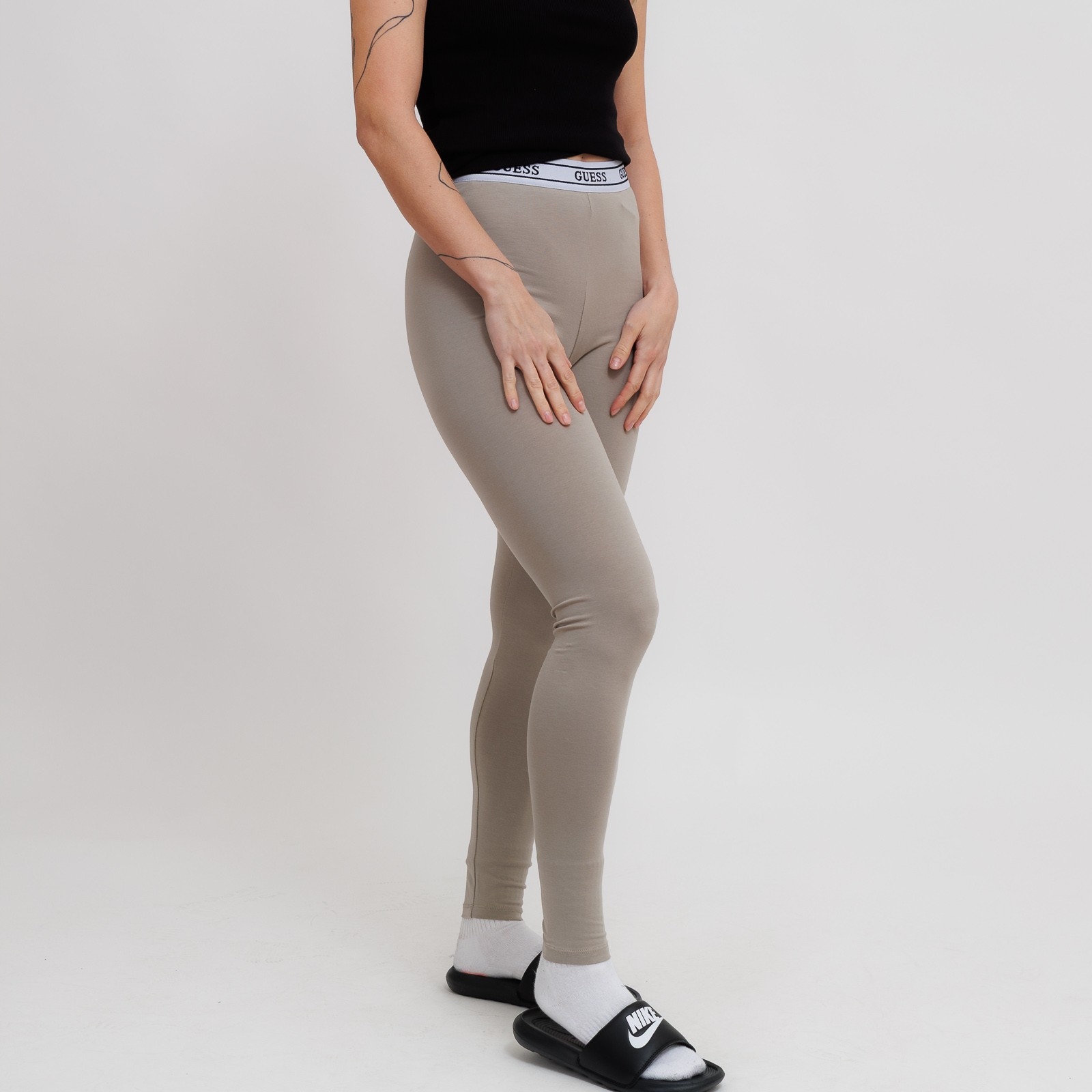 Dámské kalhoty Guess New Aline Leggings 4/4 Eco Str.