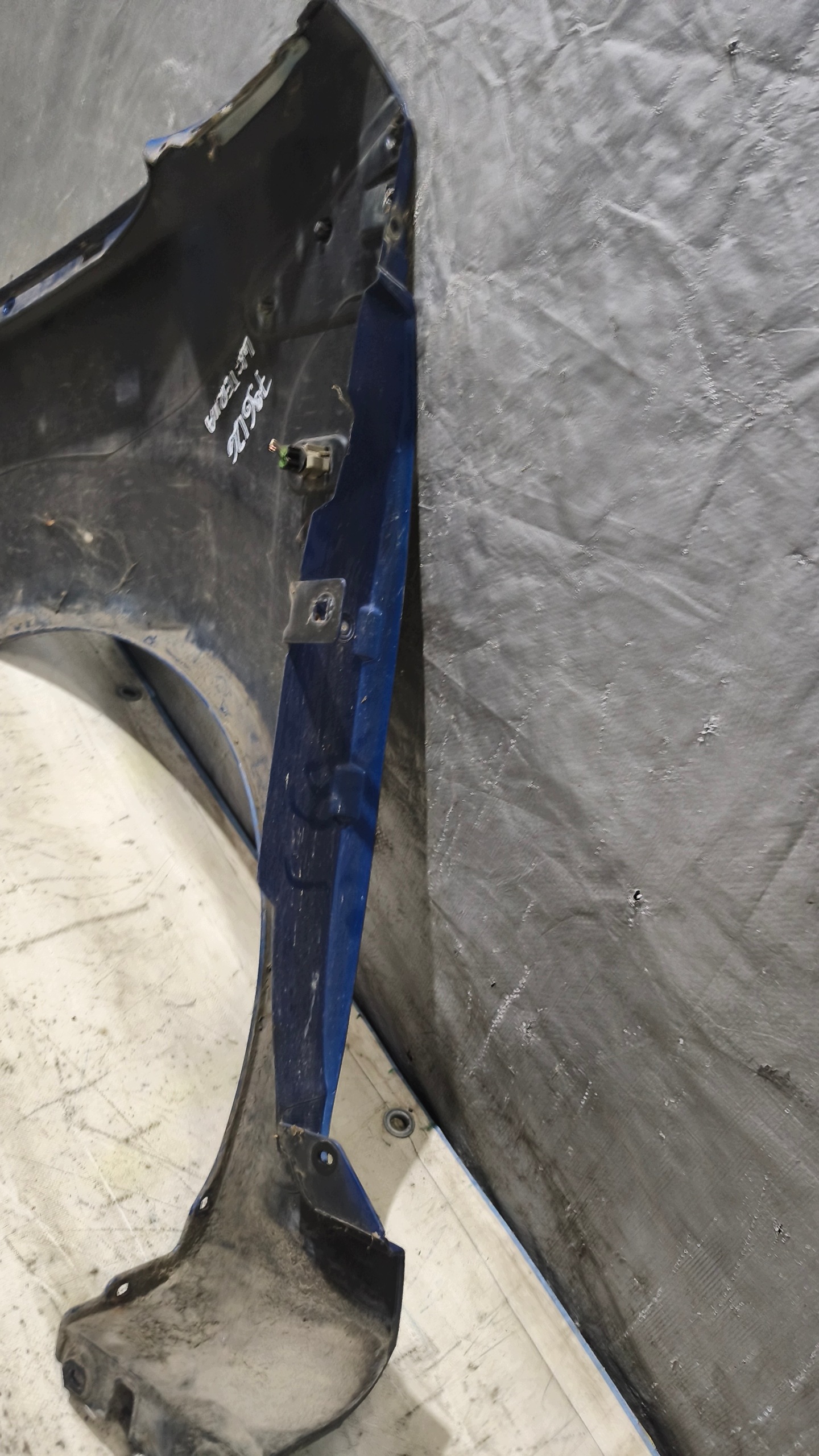 fender right front RENAULT TWINGO 2010r K: TERNA