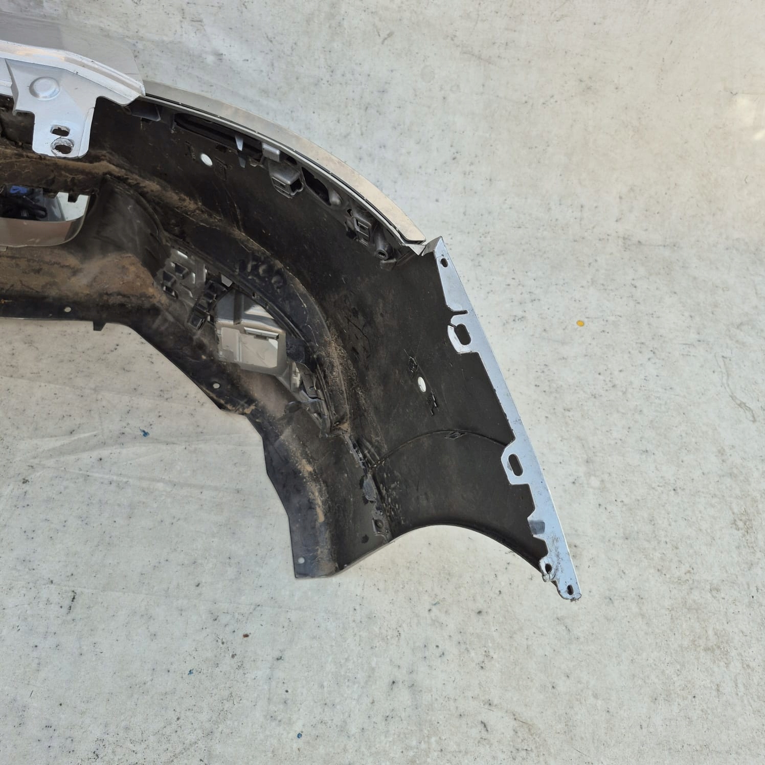 PEUGEOT 5008 and 1 09-13 bumper front front PDC