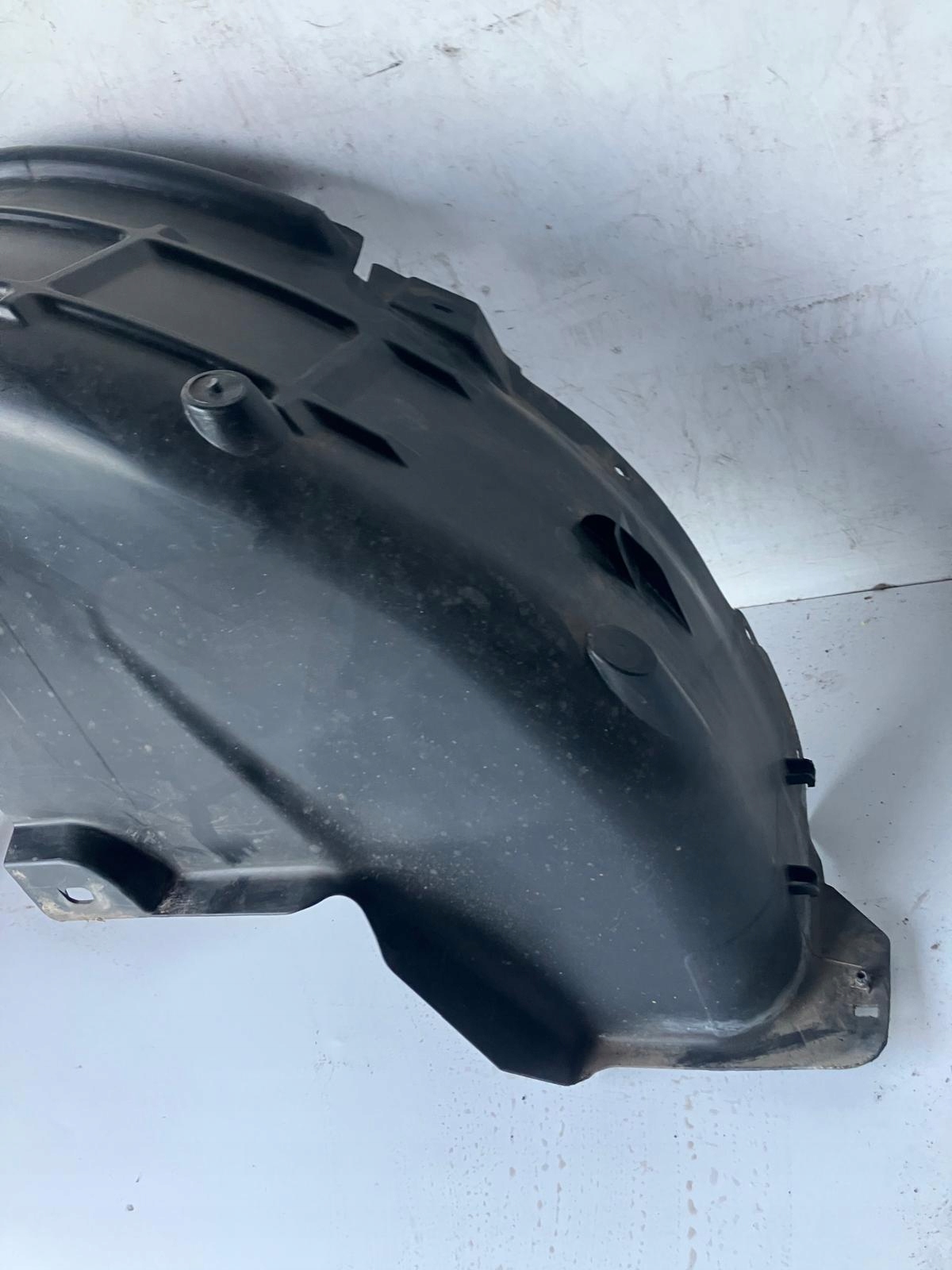 mudguard right rear part CITROEN C3 III 9811931680