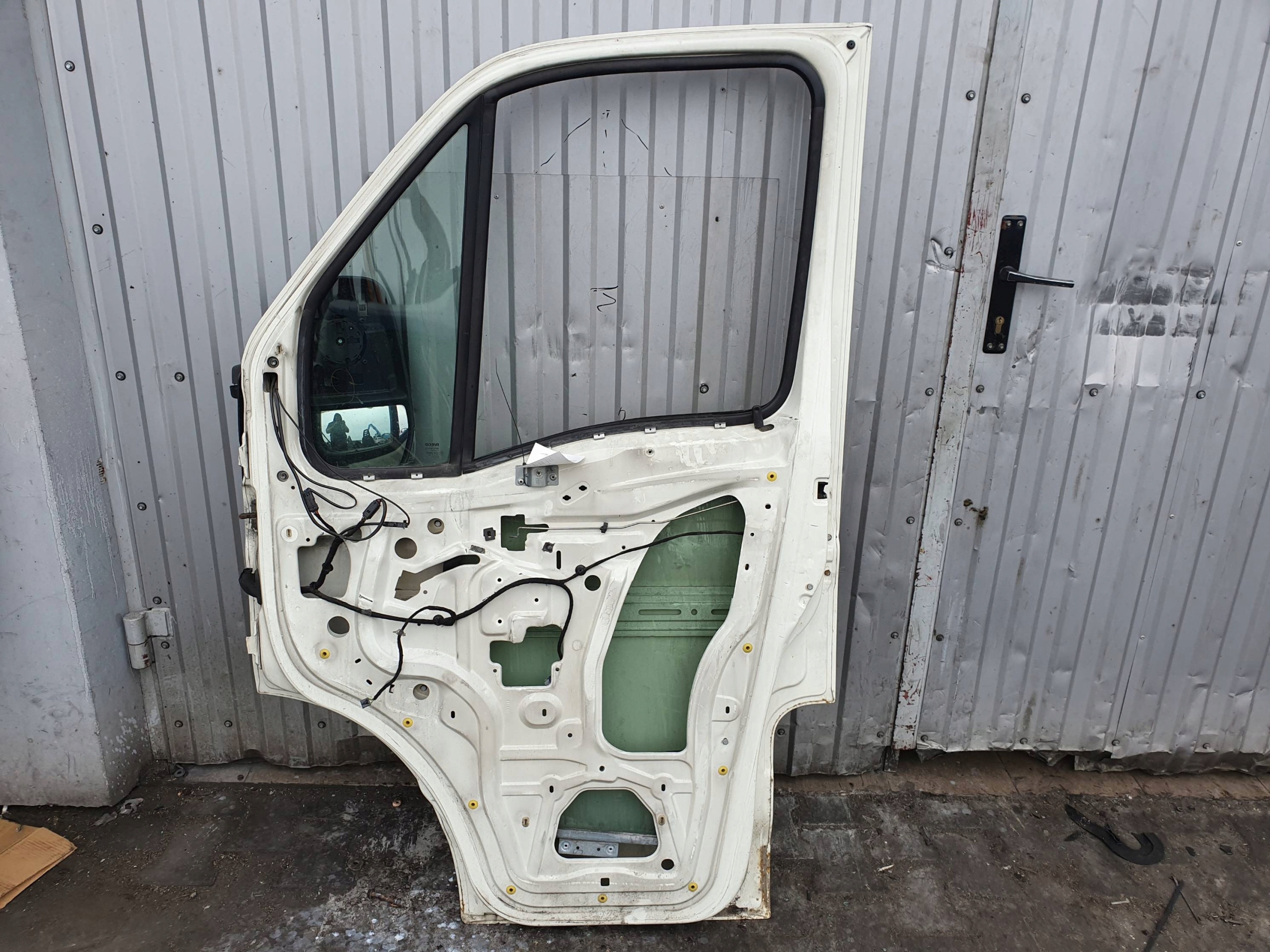 door right front IVECO DAILY 35S14