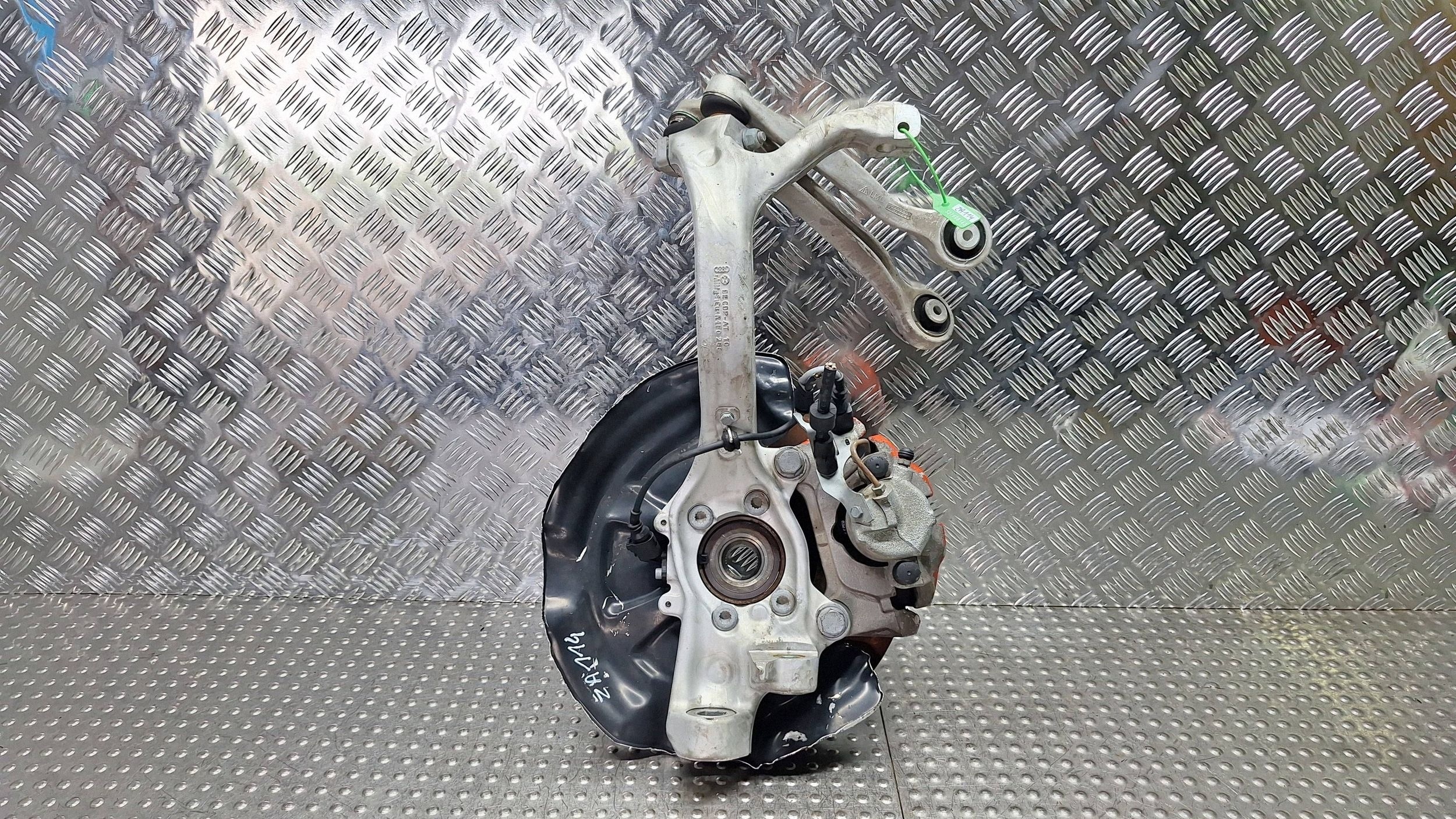 otoč ramene pravý předek 4F0407242F AUDI A6 C6 LIFT 2.0 TDI