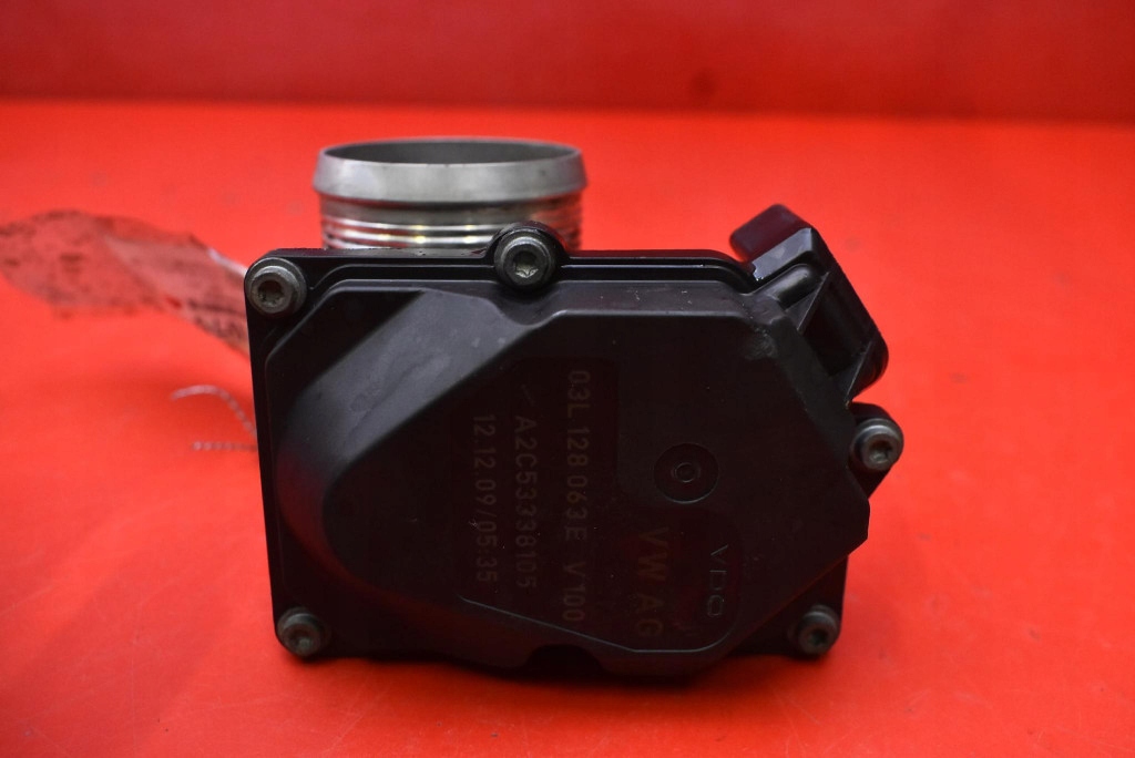 Valvola a farfalla 03L128063E AUDI A4 B8 2.0 TDI 136 KM 07-11