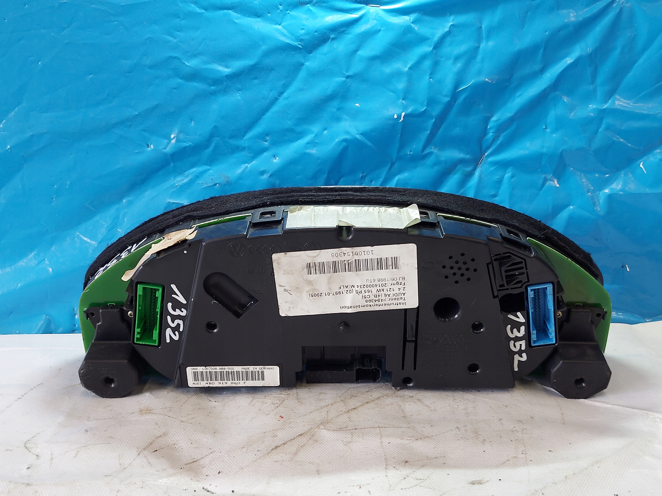 dials clock A6 C5 2.4 V6 4B0919860F