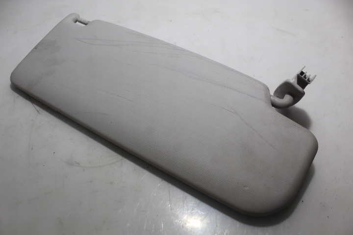 OSŁONA PRZECIWSŁONECZNA LEWA OCTAVIA II LIFT Strona zabudowy przód - lewa