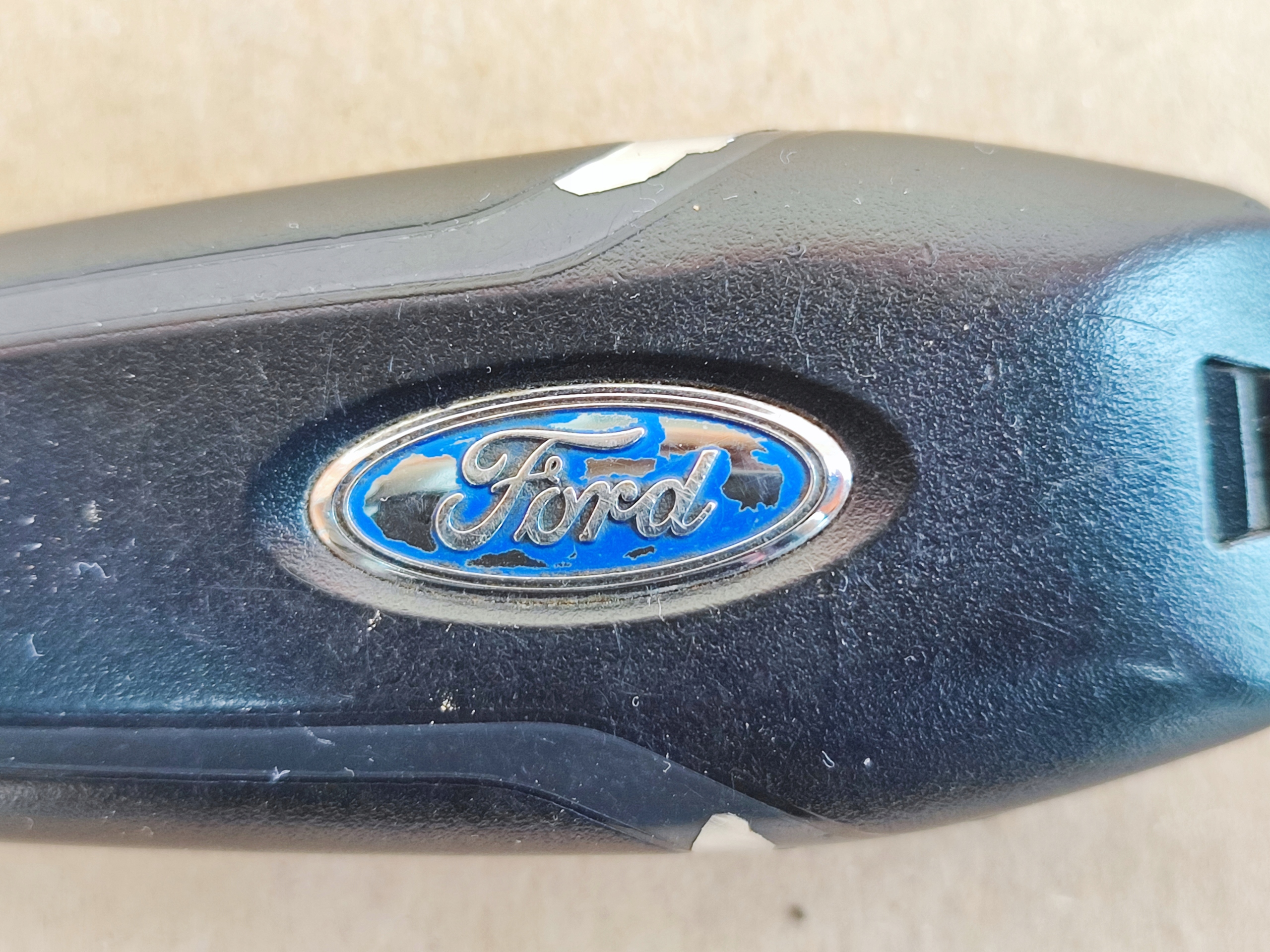 Ford Mondeo MK5 kluczyk pilot DS7T-15K601-DB Numer katalogowy części DS7T-15K601-DB