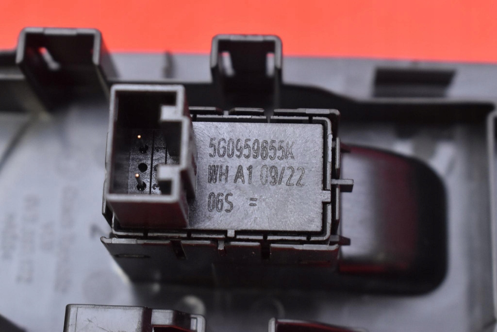 switch lifting windows right front 5G0959855K SKODA FABIA 4 IV PJ 21