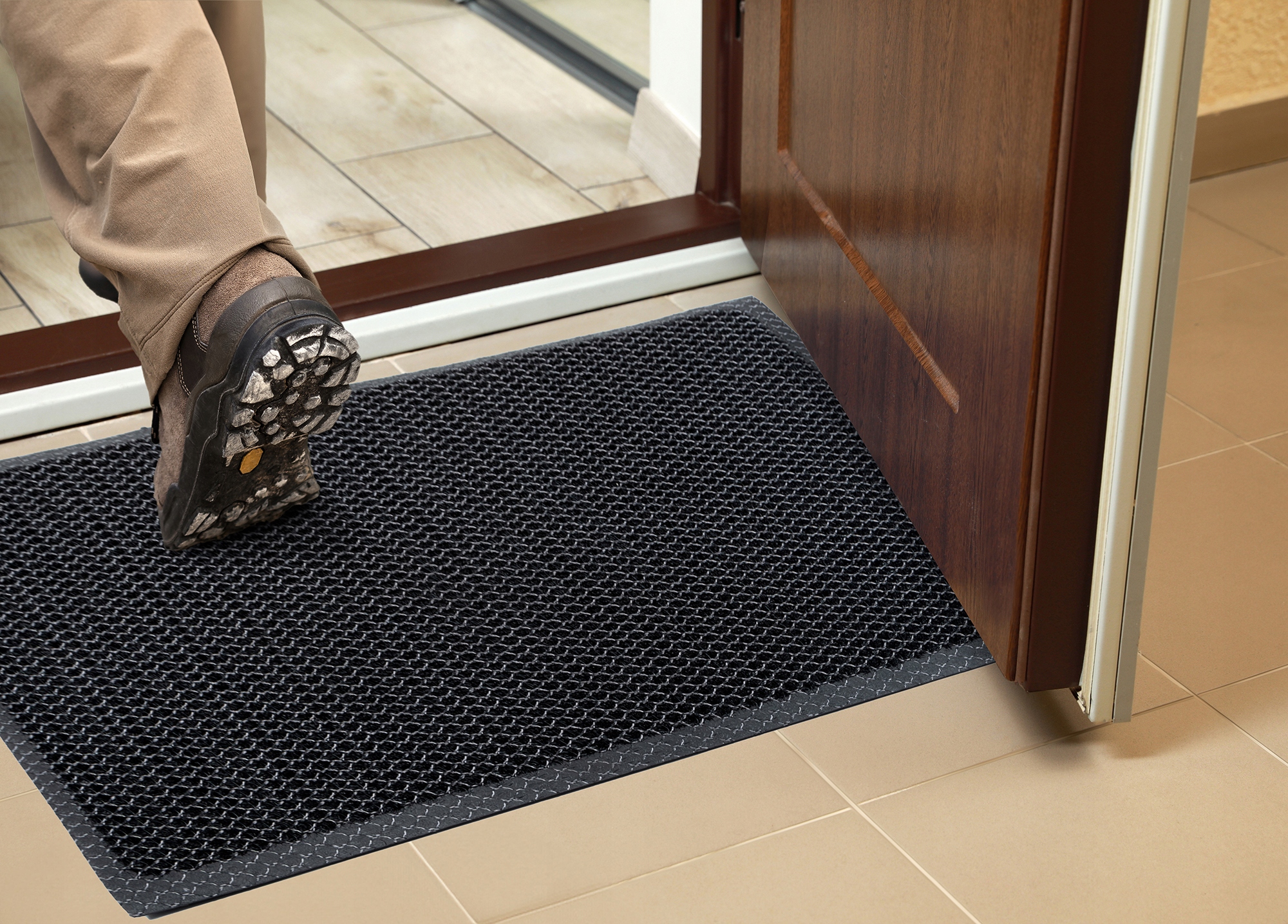 WYCIERACZKA WEJŚCIOWA 3D POD DRZWI DO BUTÓW 40x60 ZEWNĘTRZNA ANTYPOŚLIZGOWA Kod producenta WYCIERACZKA ZEWNĘTRZNA WEWNĘTRZNA 3D GUMOWA