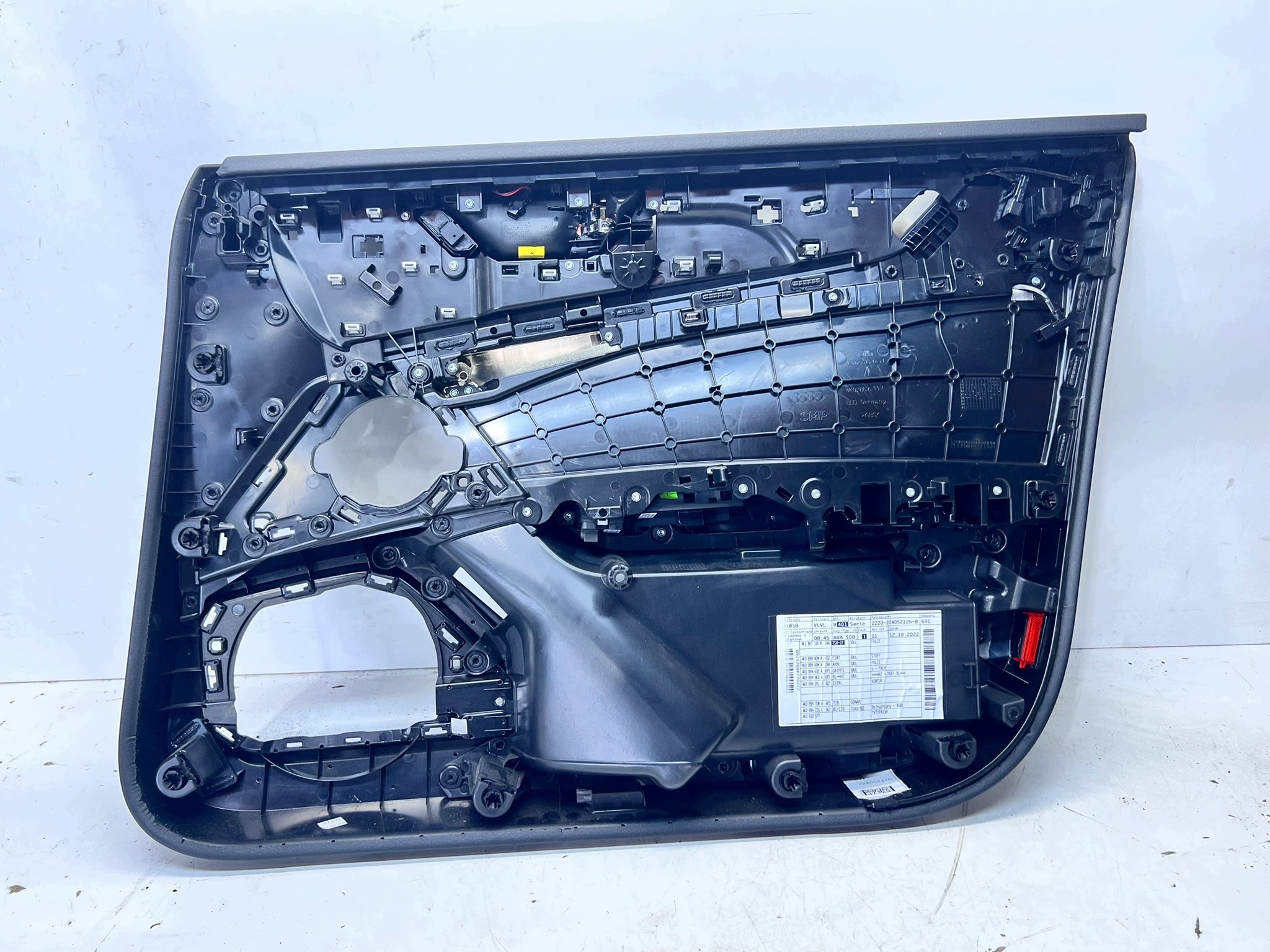 side door left front AUDI A6 C8 4K1867105B QQ2