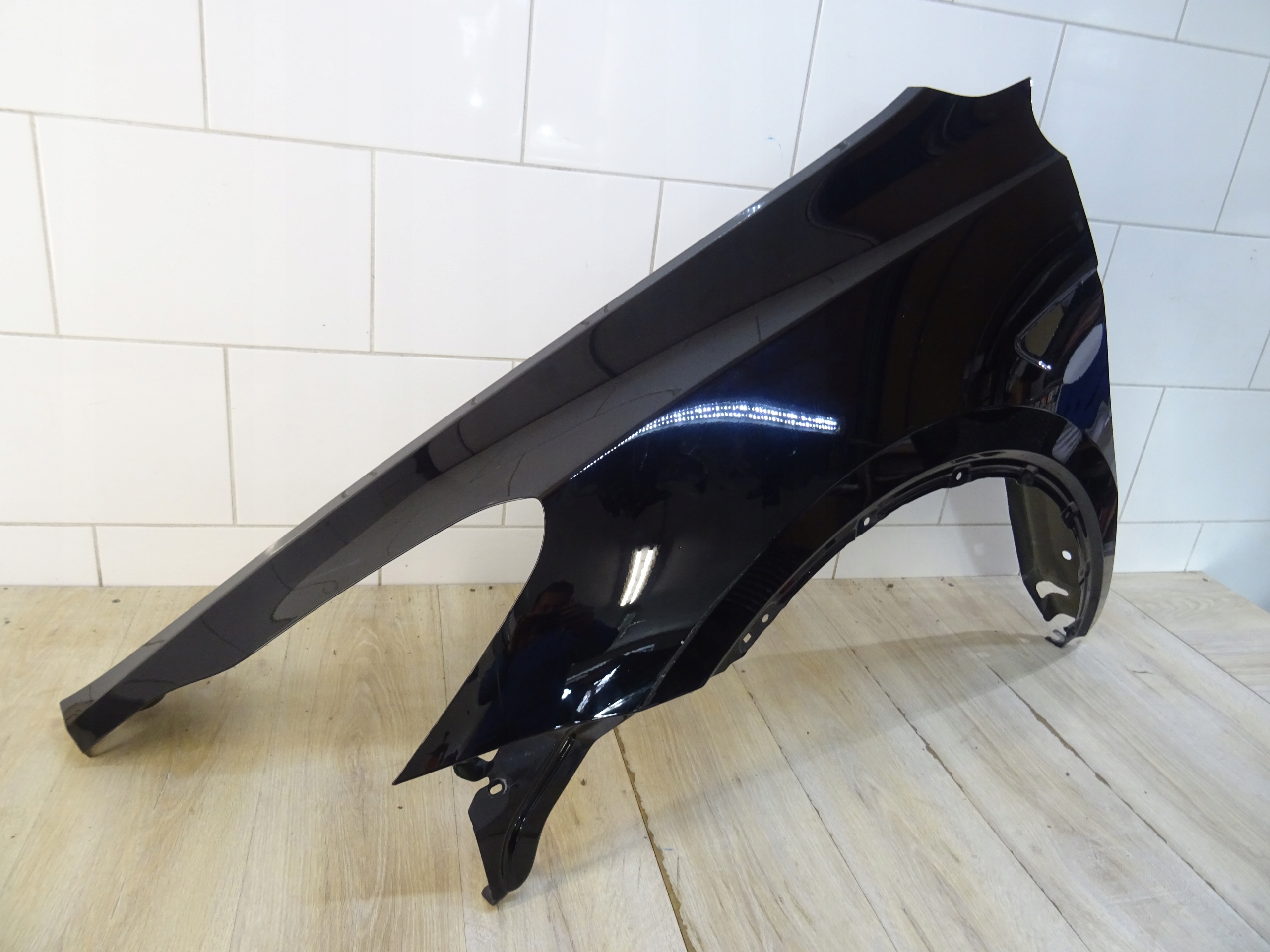 BŁOTNIK LEWY PRZÓD TESLA MODEL Y 1493471-00-C LLU