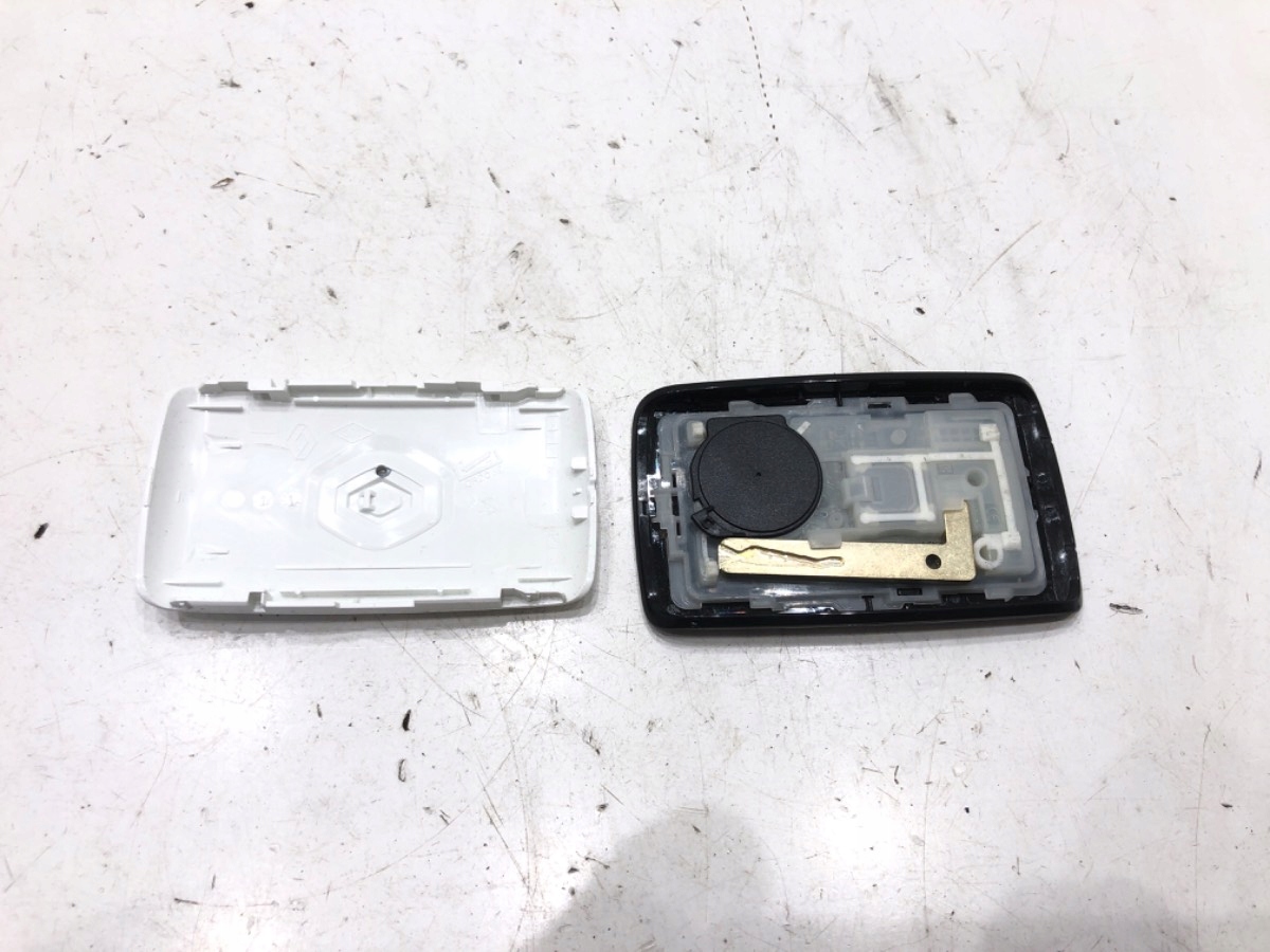 KLUCZYK RENAULT CAPTUR II PILOT Producent części OEM