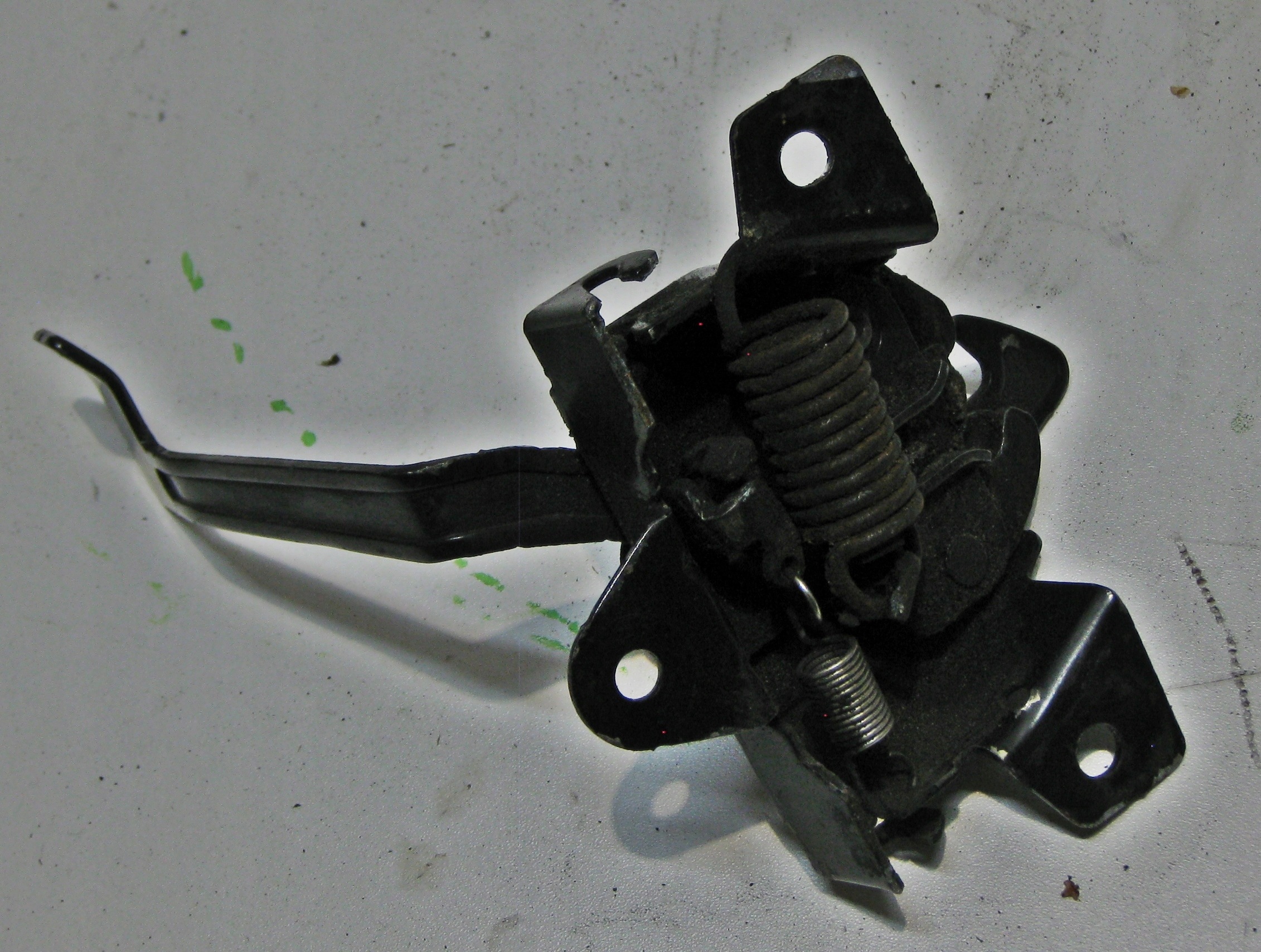 HYUNDAI TUCSON and 08R bonnet latch lock RYGIEL